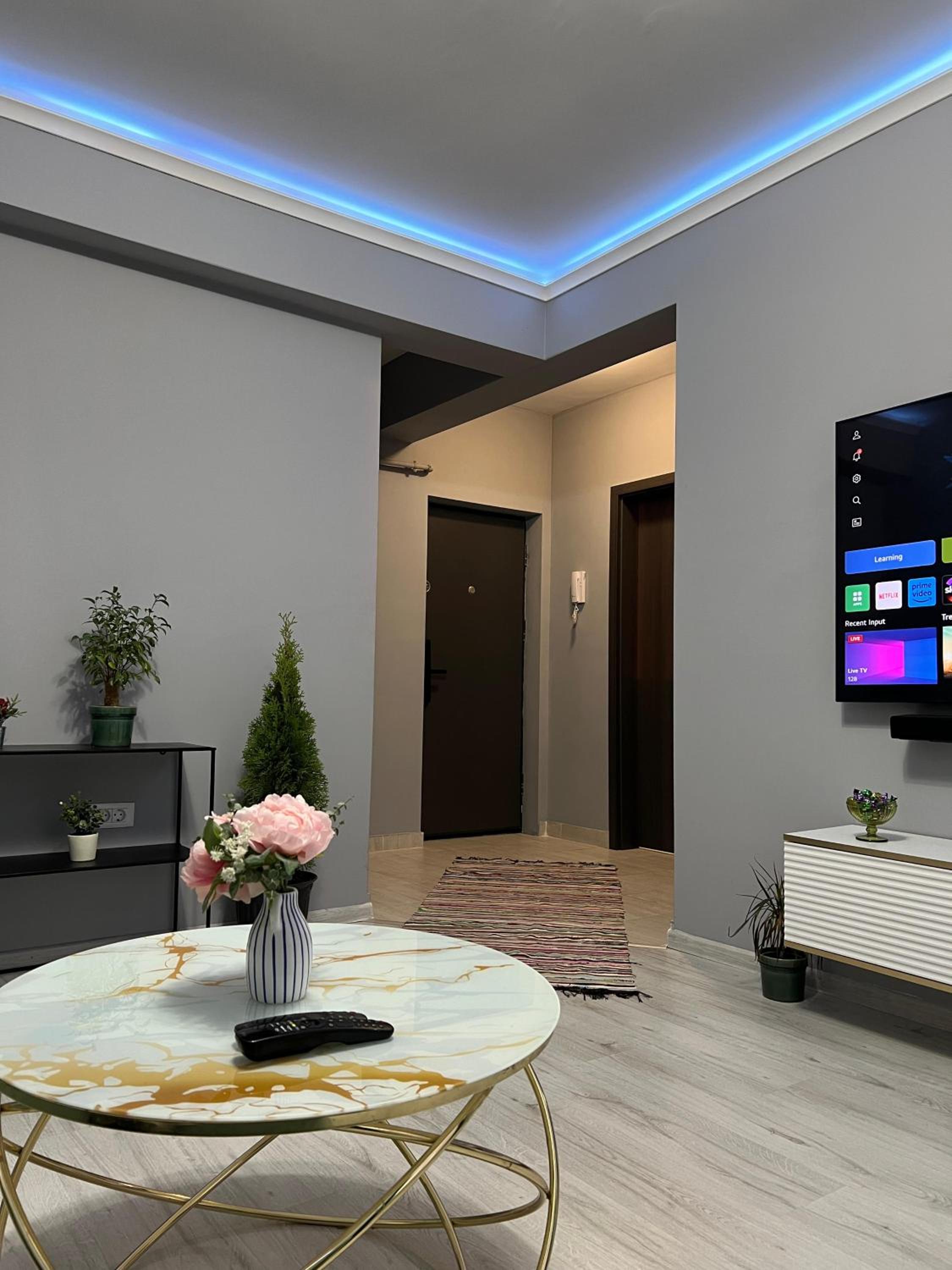 Green Apartment