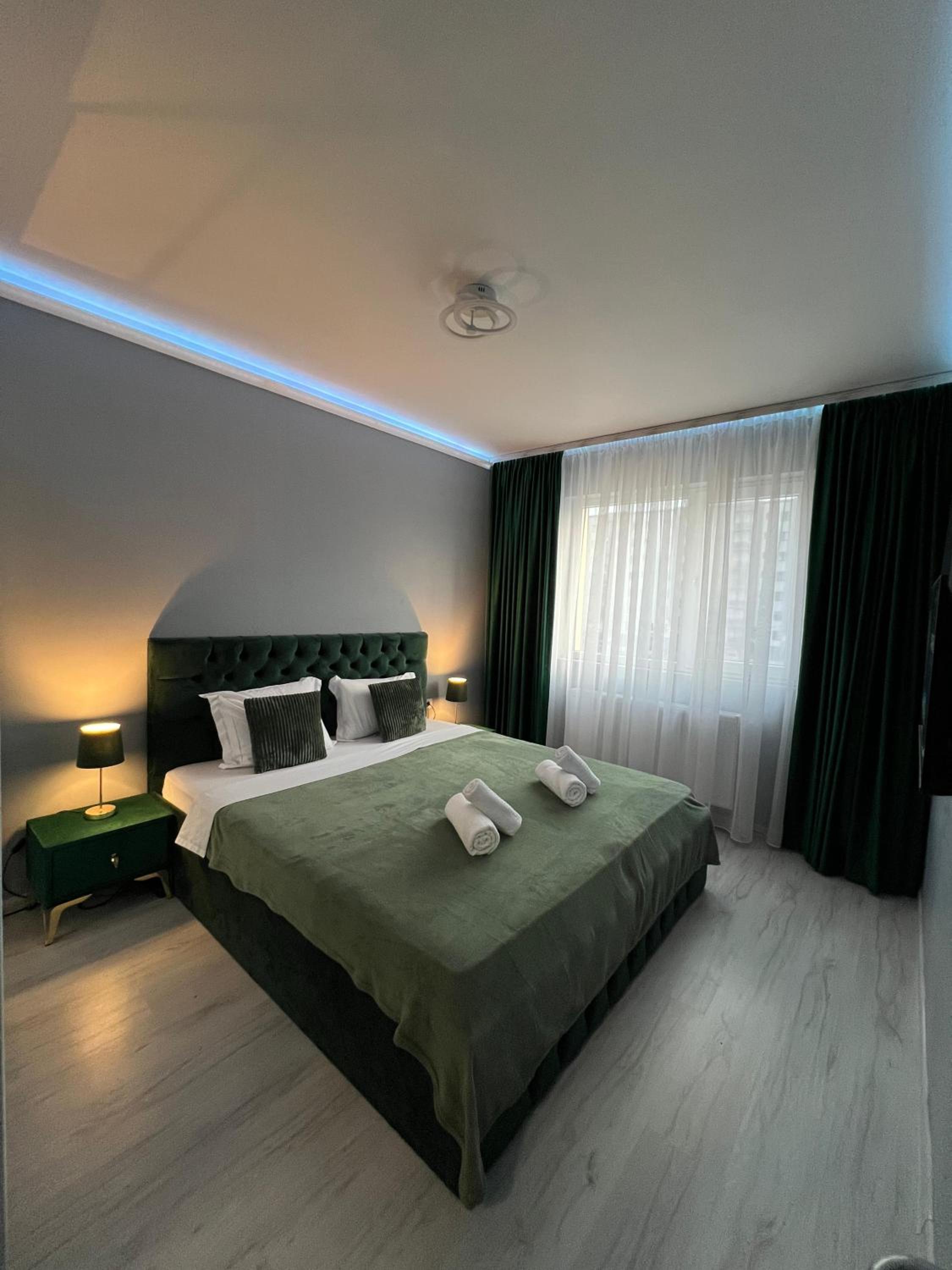 Green Apartment
