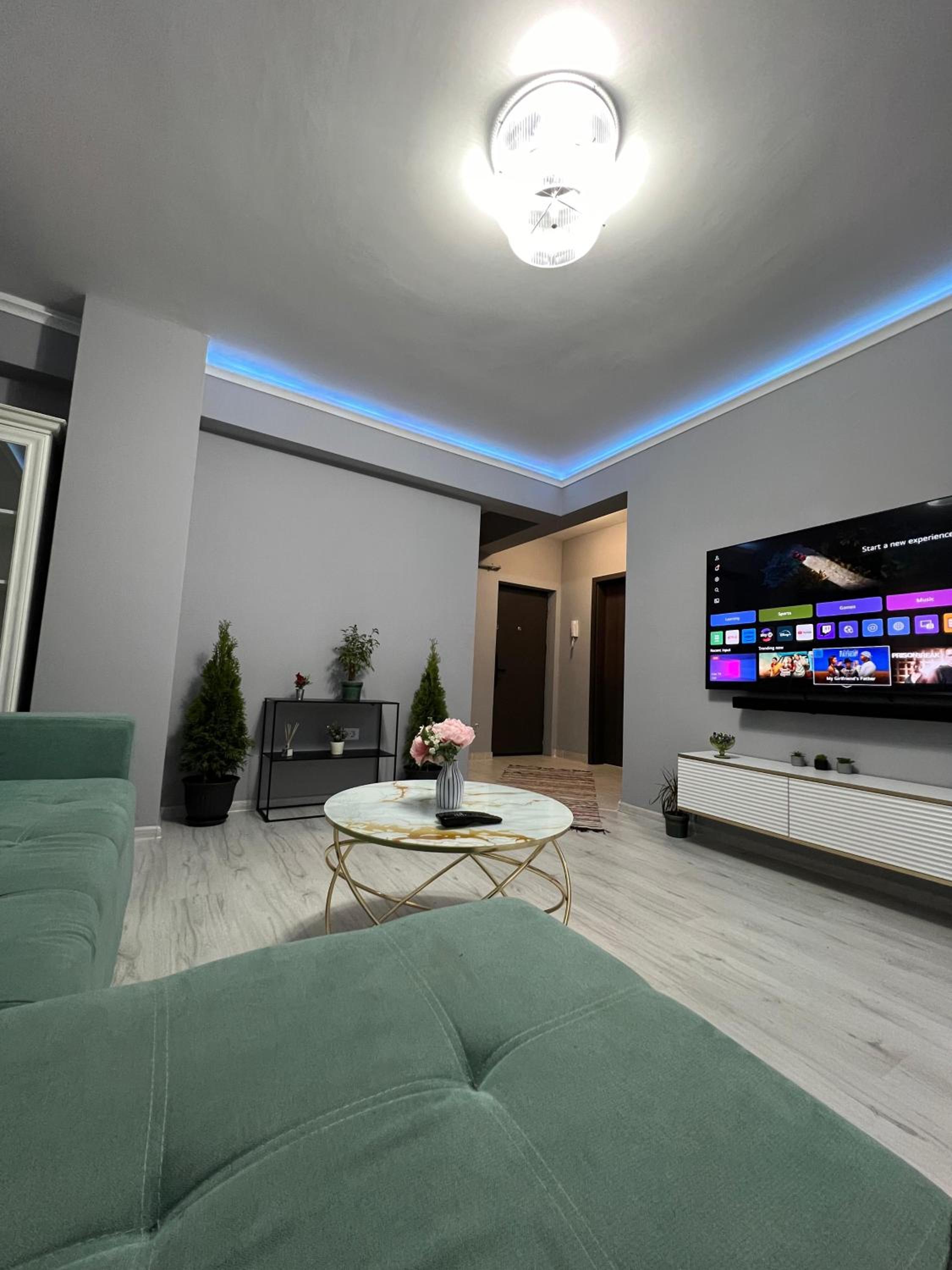 Green Apartment