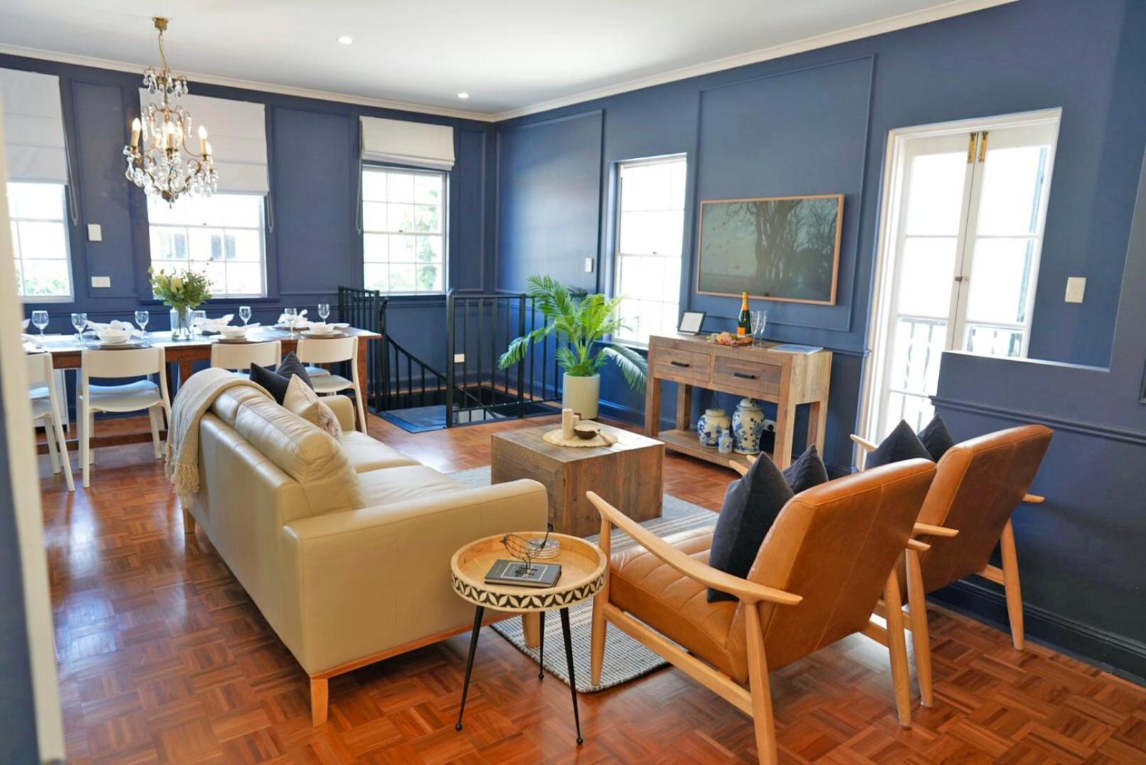 Walk to Adelaide Oval, 4-Bedroom Home with Parking