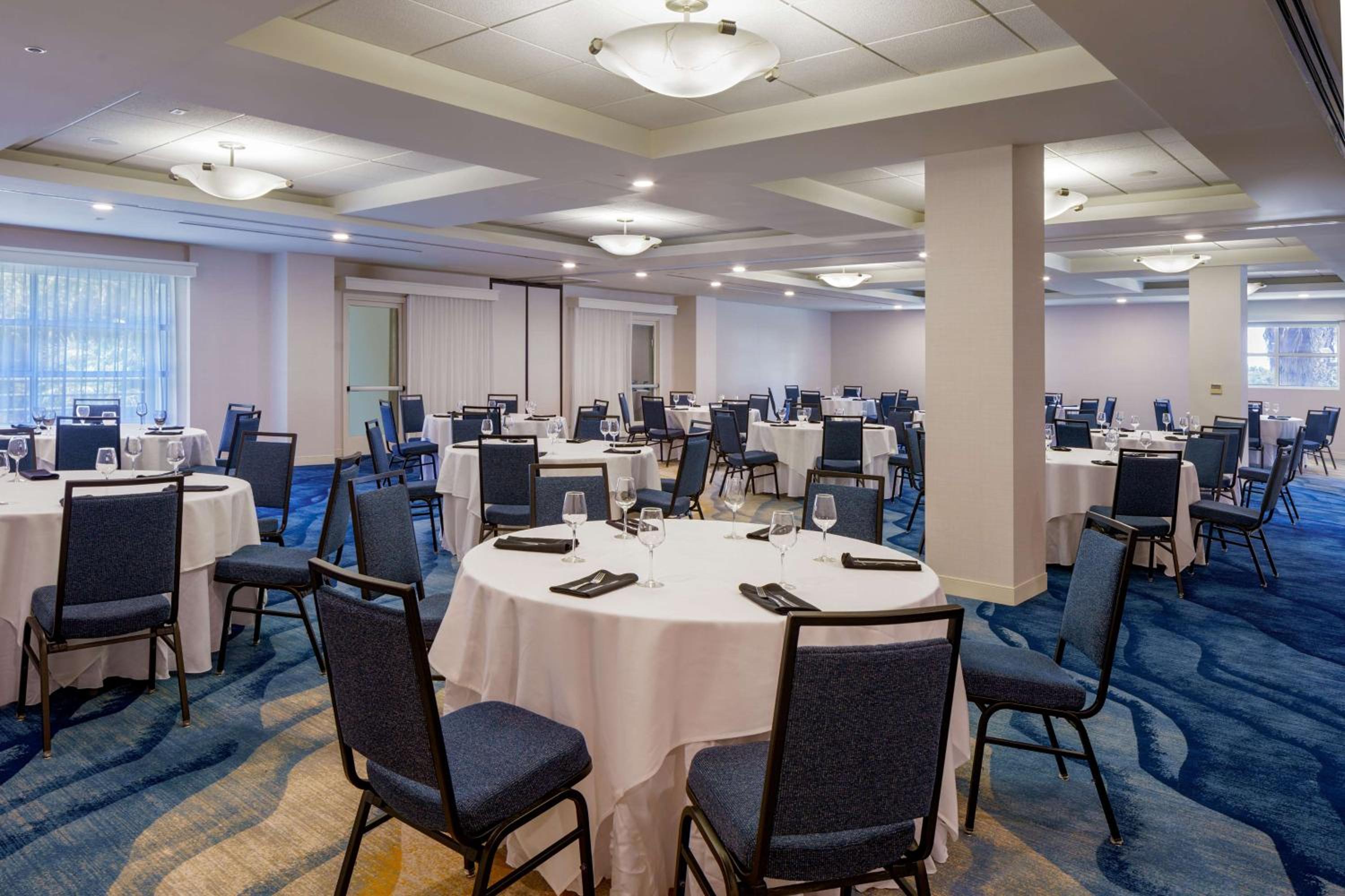 Hilton Garden Inn Dana Point Doheny Beach - Property Image 3