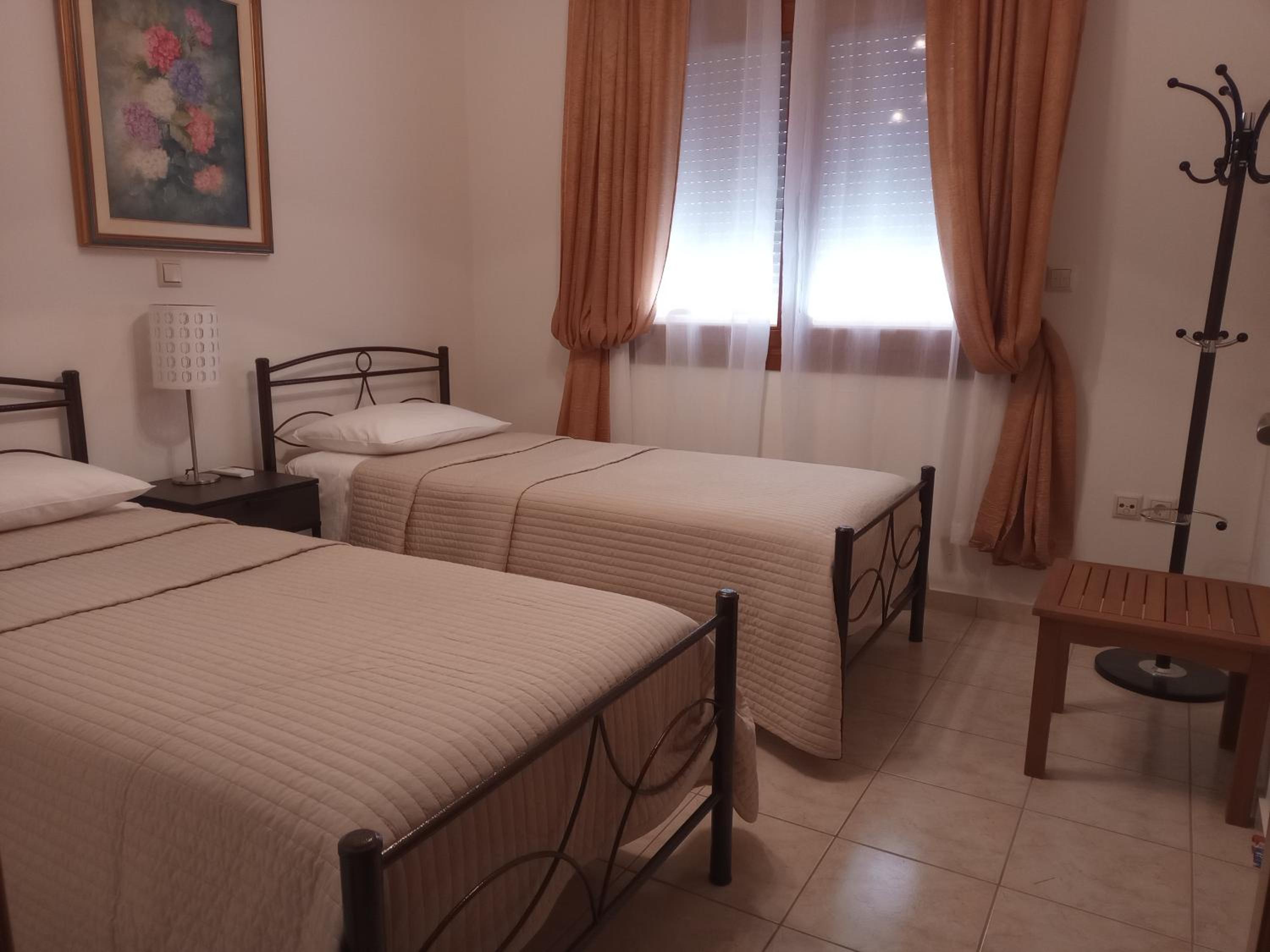 Tholos Bay Suites