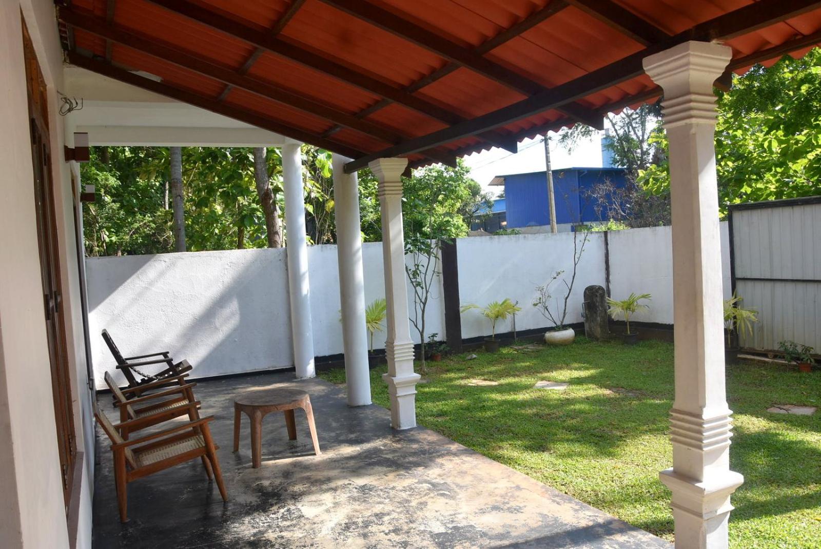 Lucky Holiday Home Anuradhapura