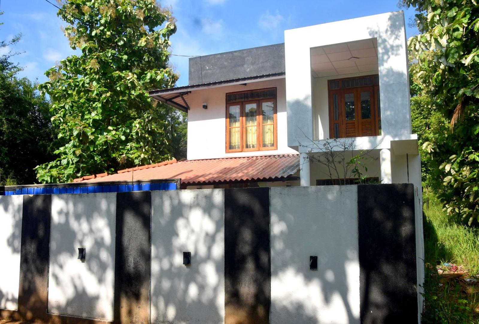 Lucky Holiday Home Anuradhapura