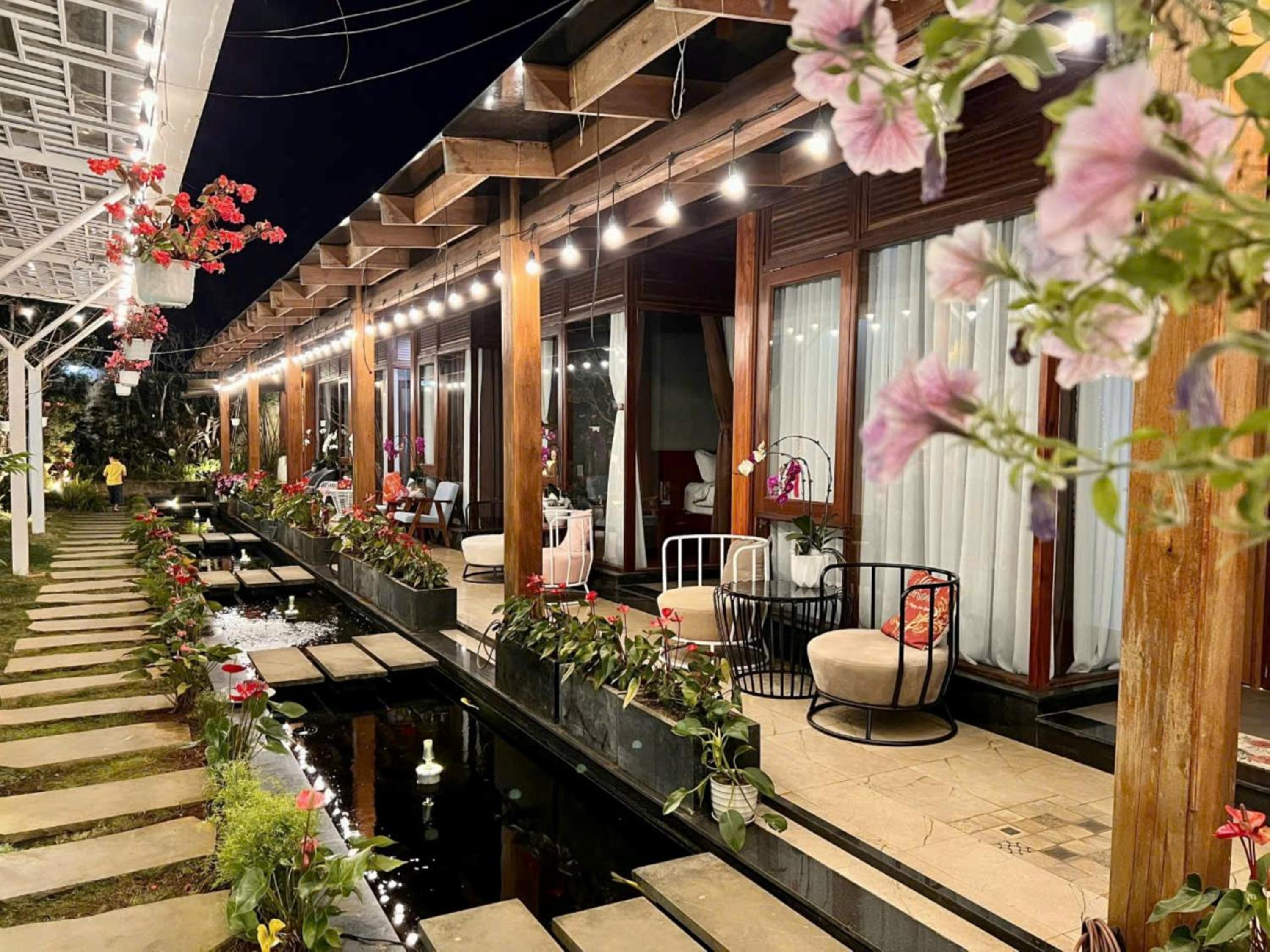 Vườn Trà HomeStay Măng Đen