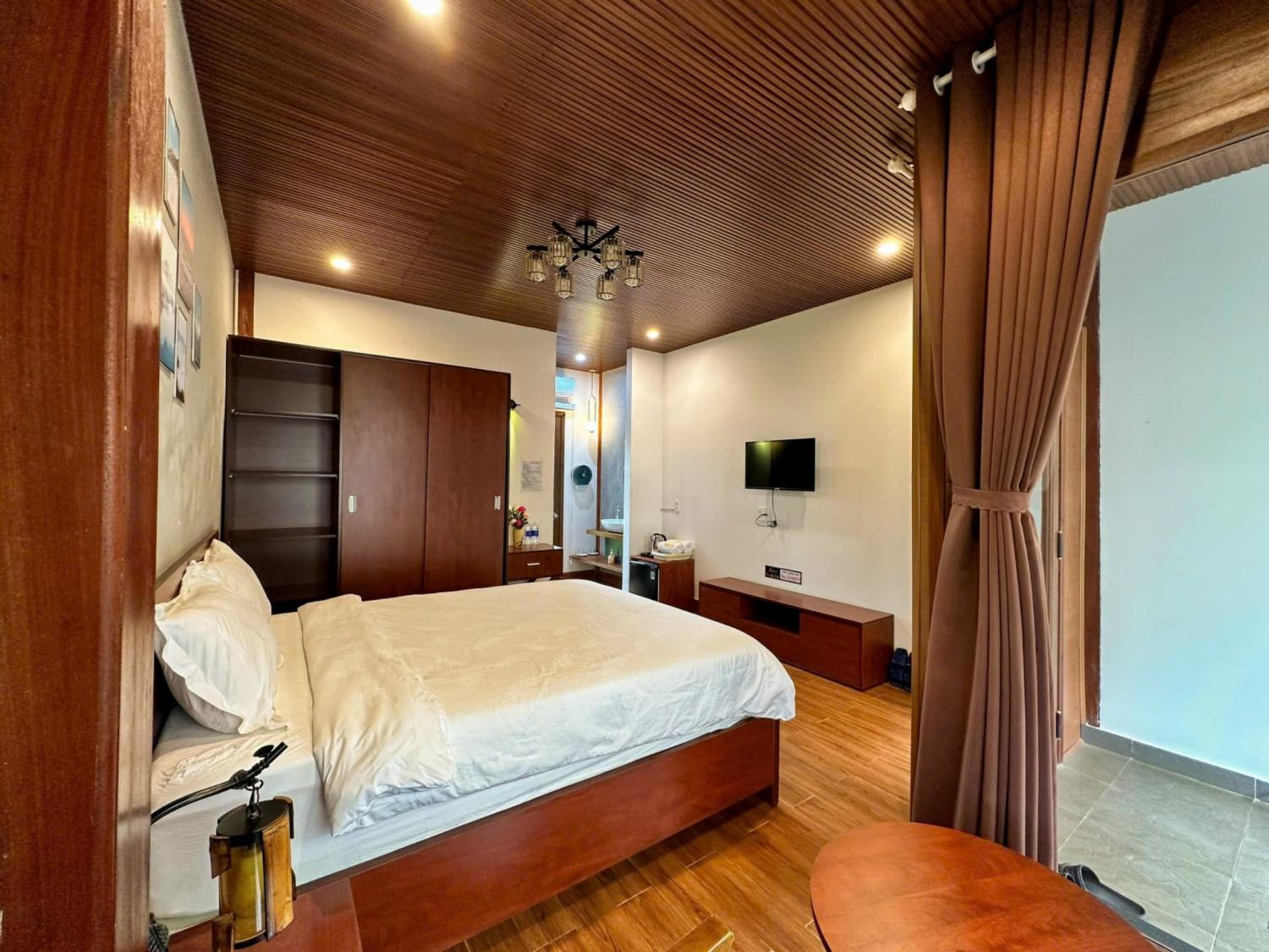 Vườn Trà HomeStay Măng Đen