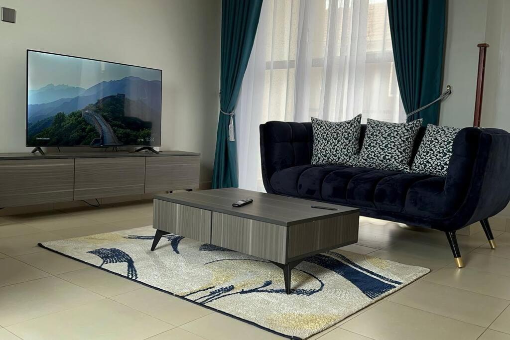 Modern Apartment Prime Location