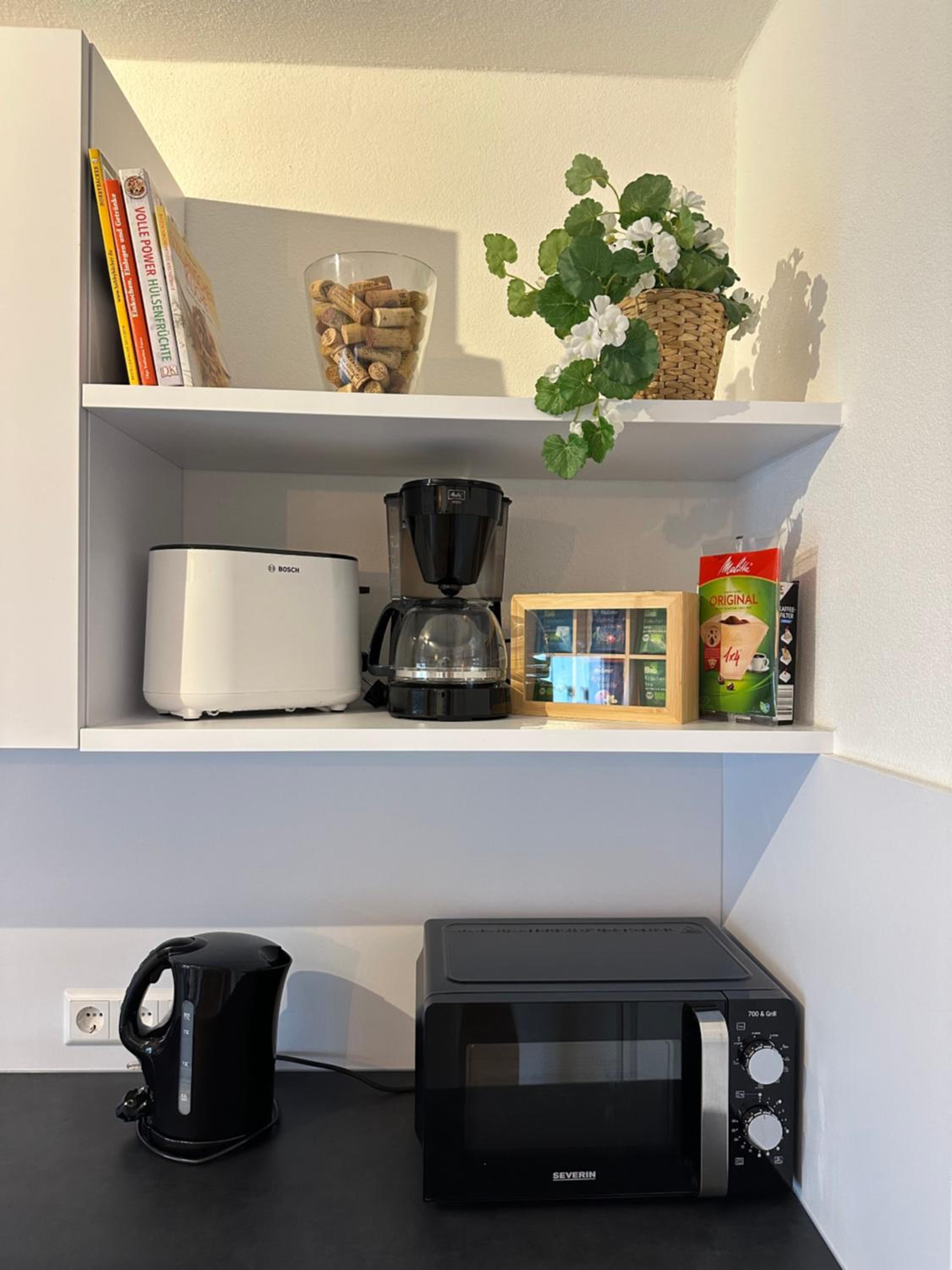 Modernes 2-Schlafzimmer Business EG Wohnung in Ehningen, IBM, Mercedes-Benz Sindelfingen, S-Bahn und A81 mit Parkplatz