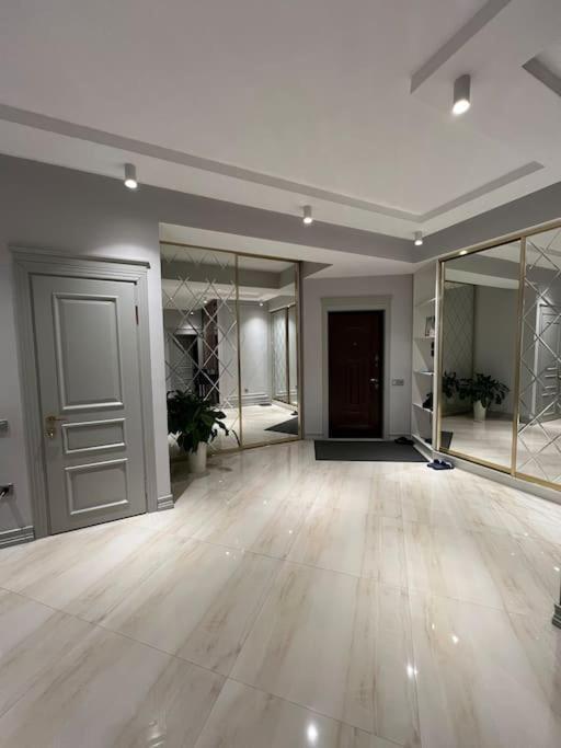 Modern Stylish Comfy Apartment