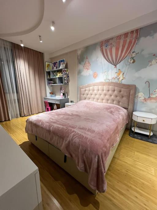 Modern Stylish Comfy Apartment