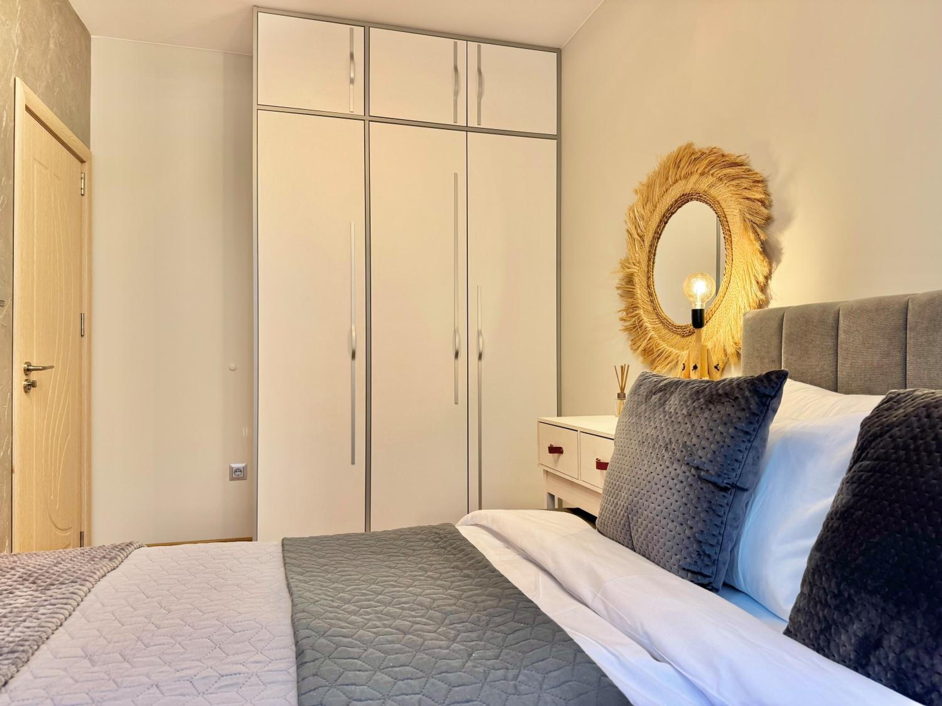 Top Centre 2Bed Apartment for 5 Guests 2 minutes from High Street