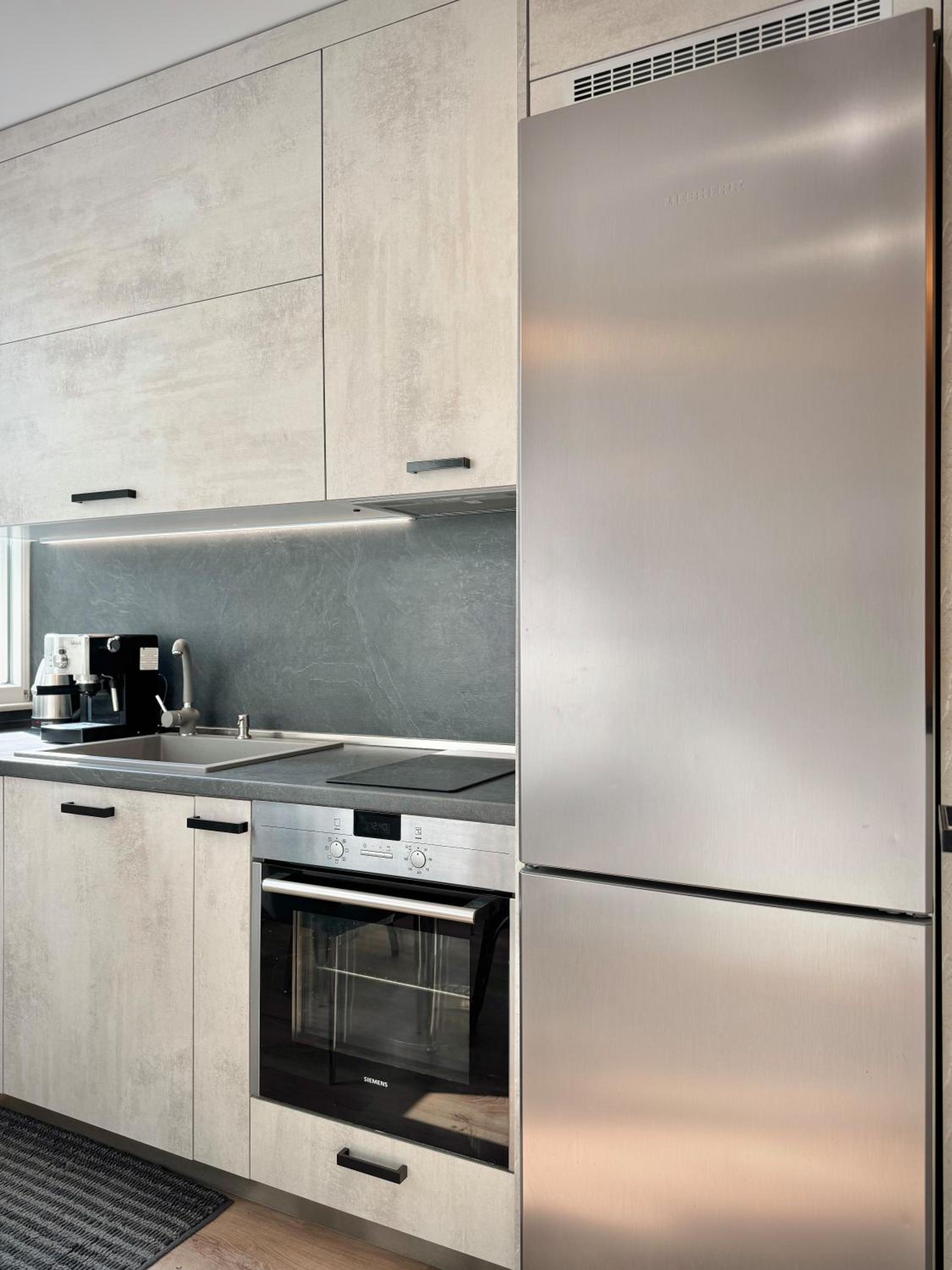 Top Centre 2Bed Apartment for 5 Guests 2 minutes from High Street