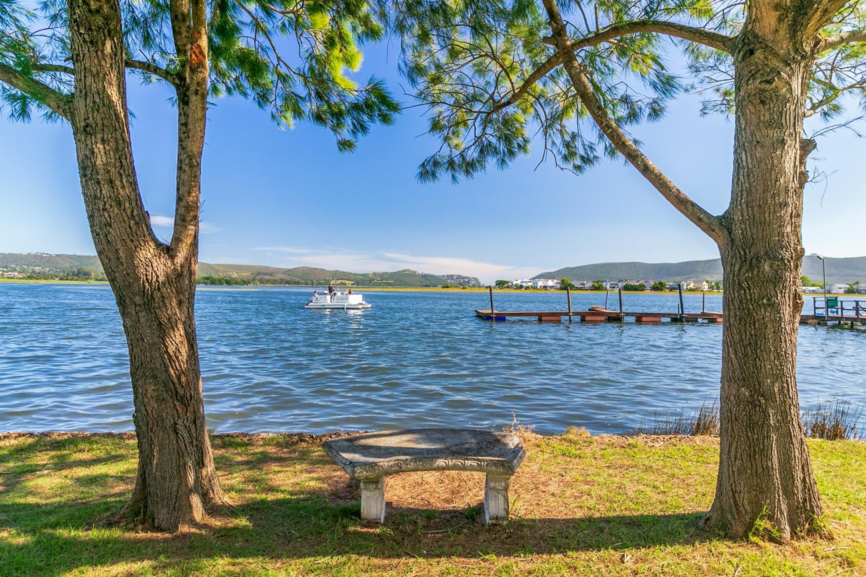 Knysna - Top Notch Chalet view 4
