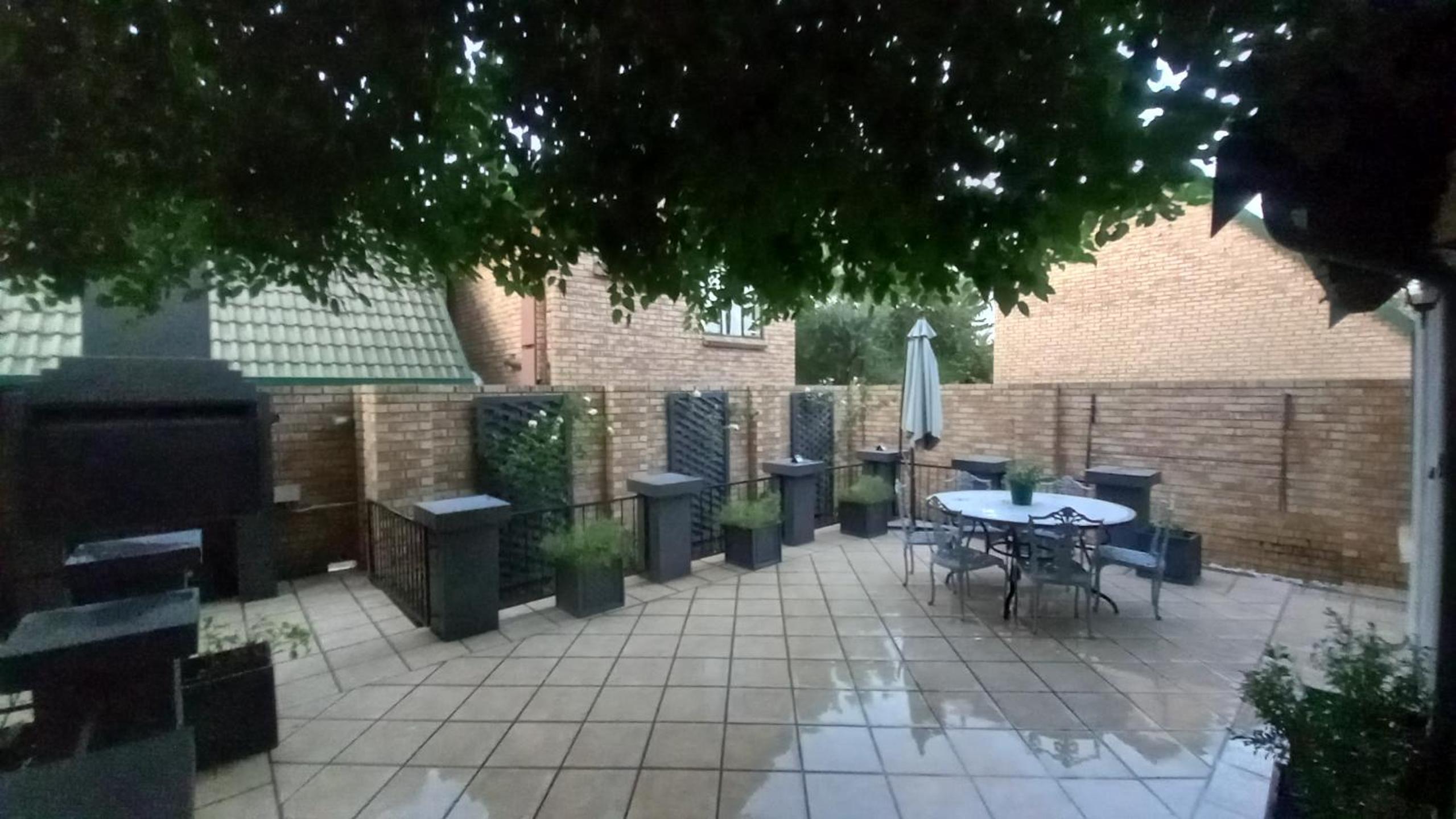 Little Luxury, Pretoria East, Faerie Glen view 5