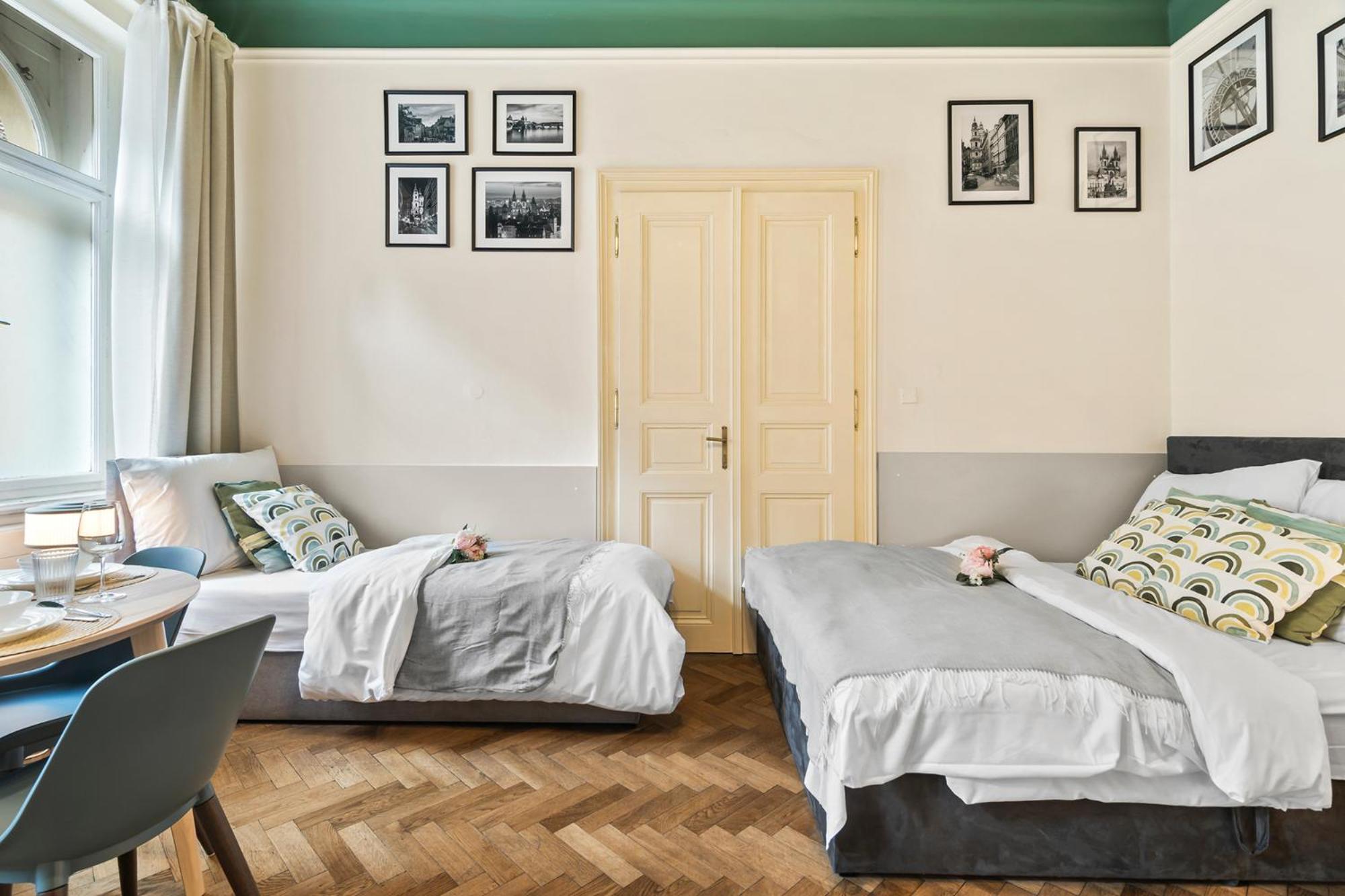 APTs in OLD TOWN PRAGUE by Michal&Friends