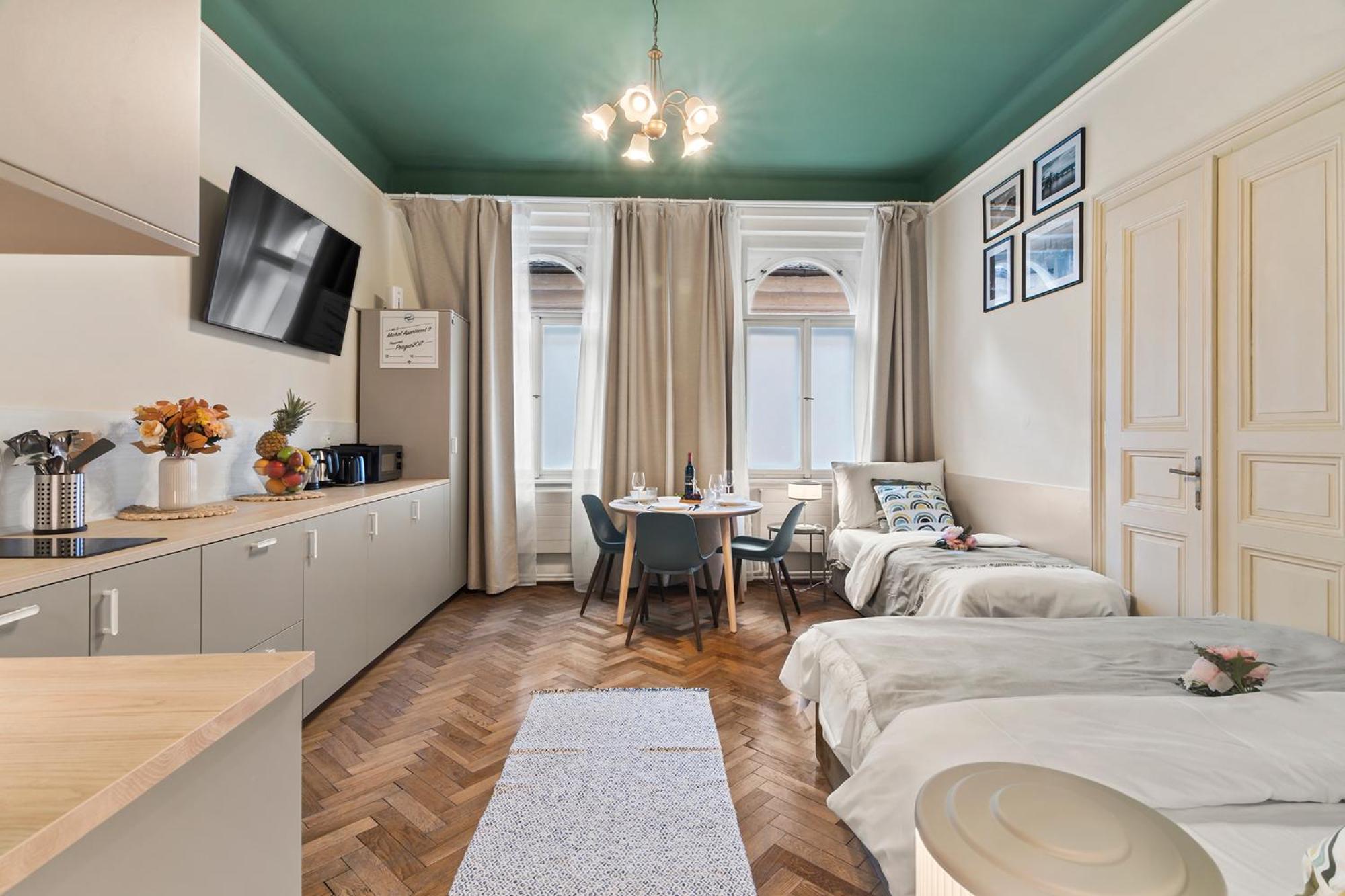 APTs in OLD TOWN PRAGUE by Michal&Friends