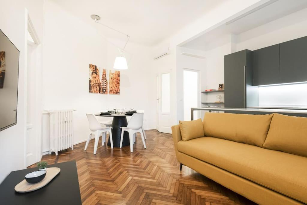 Easylife - Elegance and design in Solari Area