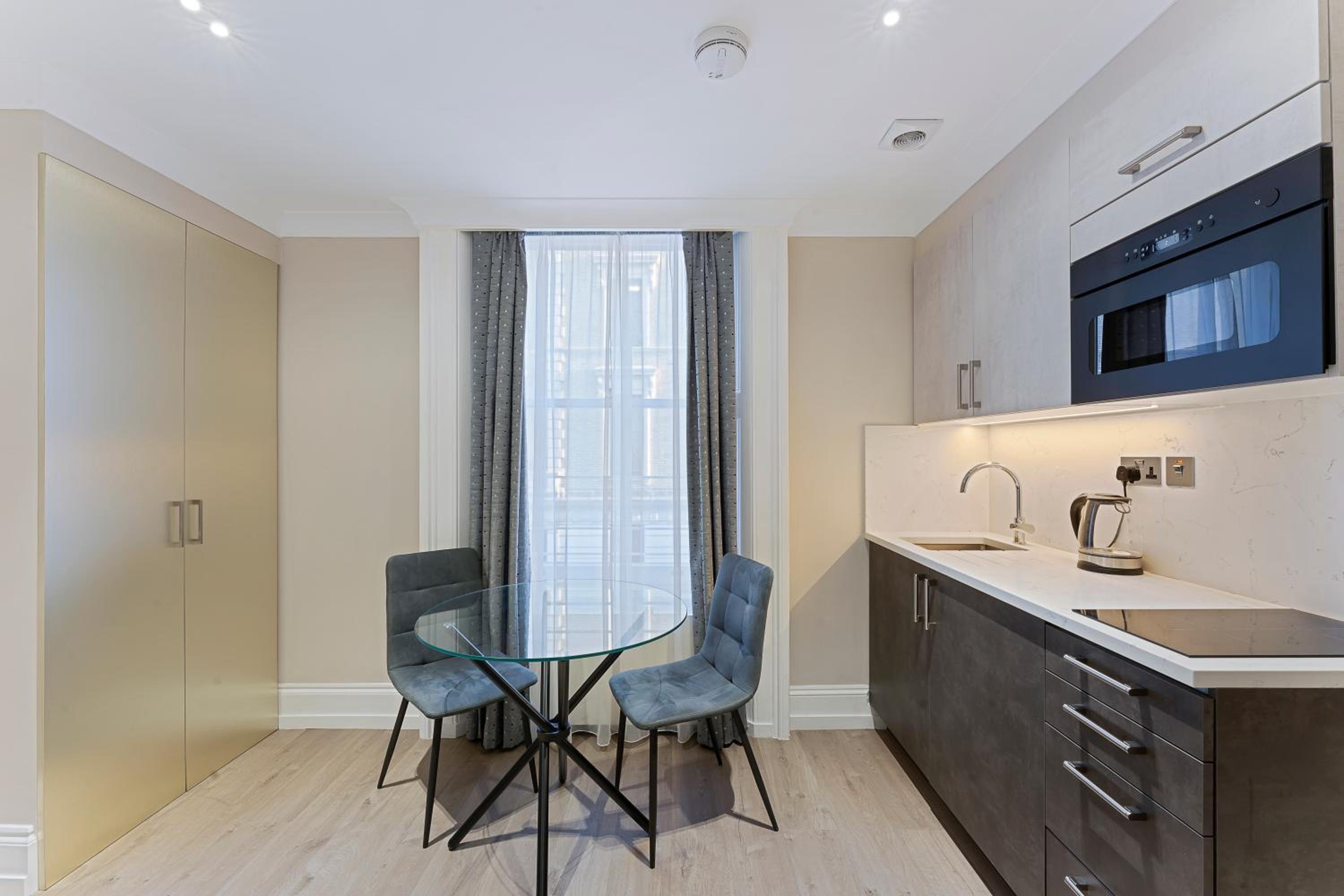 Cleveland Residences Kensington