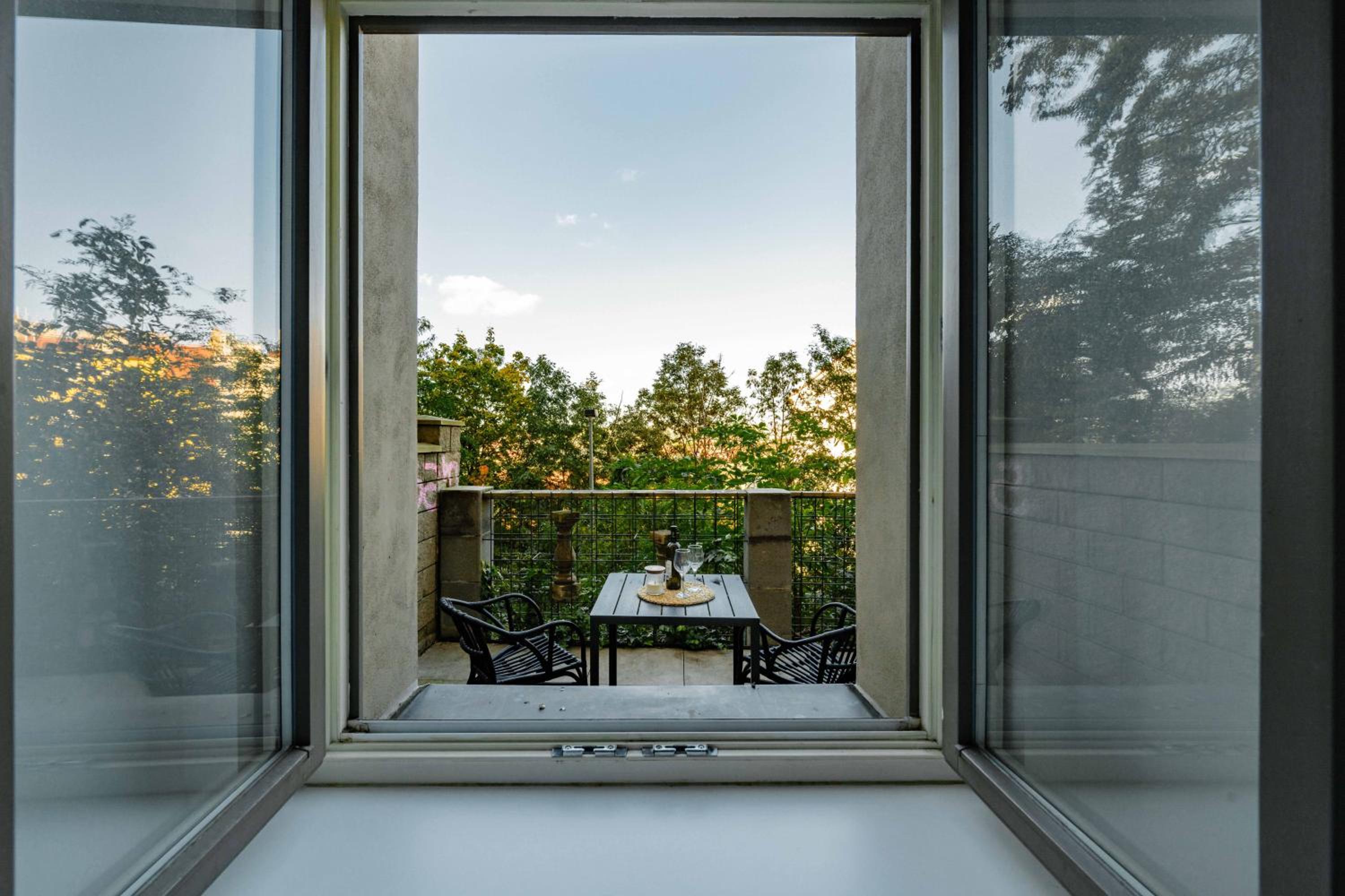 balance & terrace