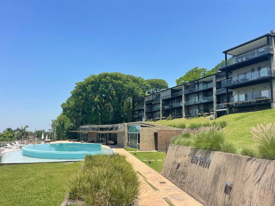 Monoambiente Seminario Suites