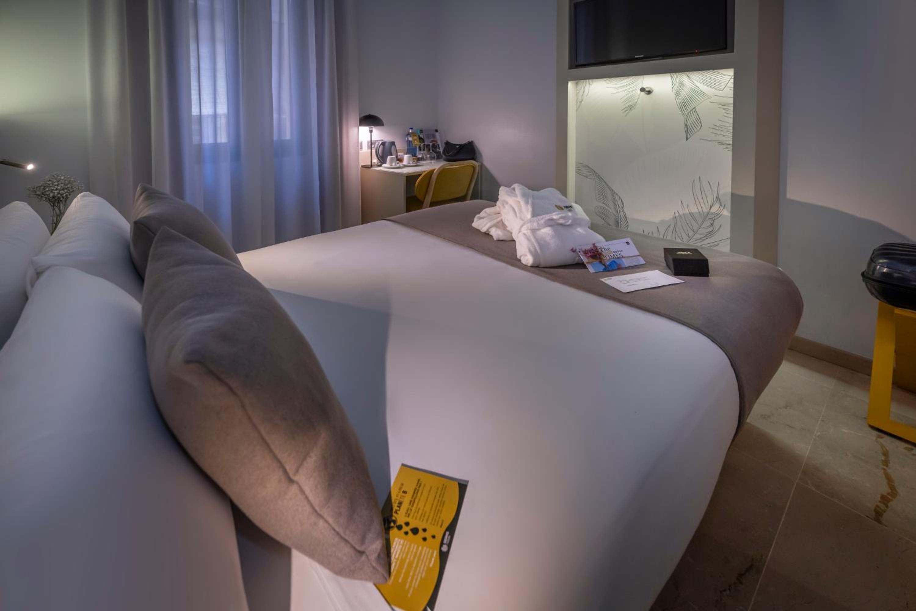Hotel SERHS Del Port-3