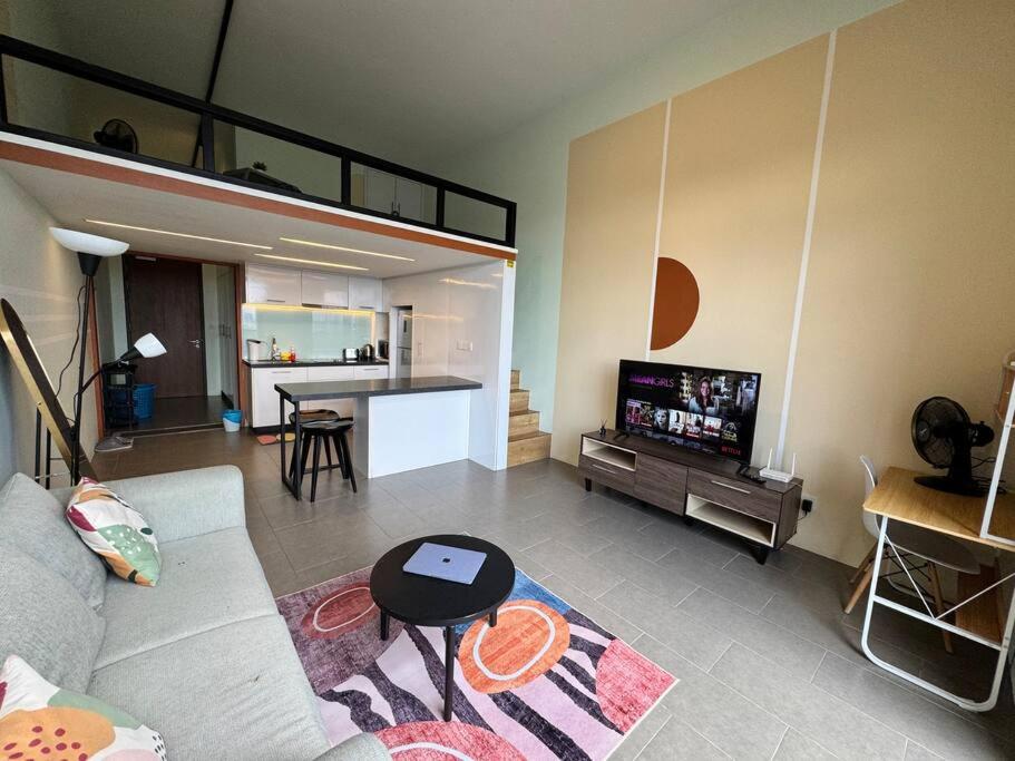 KL City Central, The Establishment,Bangsar, Comfy Studio Loft beside LRT
