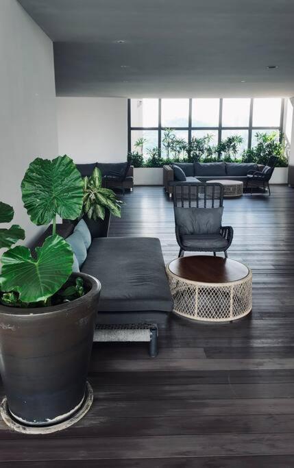KL City Central, The Establishment,Bangsar, Comfy Studio Loft beside LRT