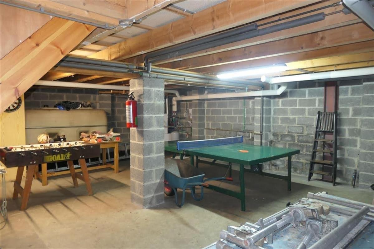 Cosy Sjalay near the lake for 6-8 persons