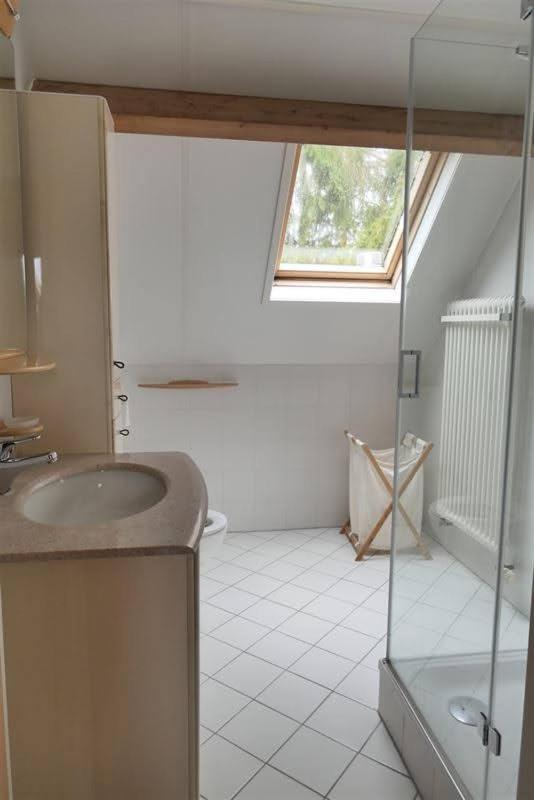 Cosy Sjalay near the lake for 6-8 persons