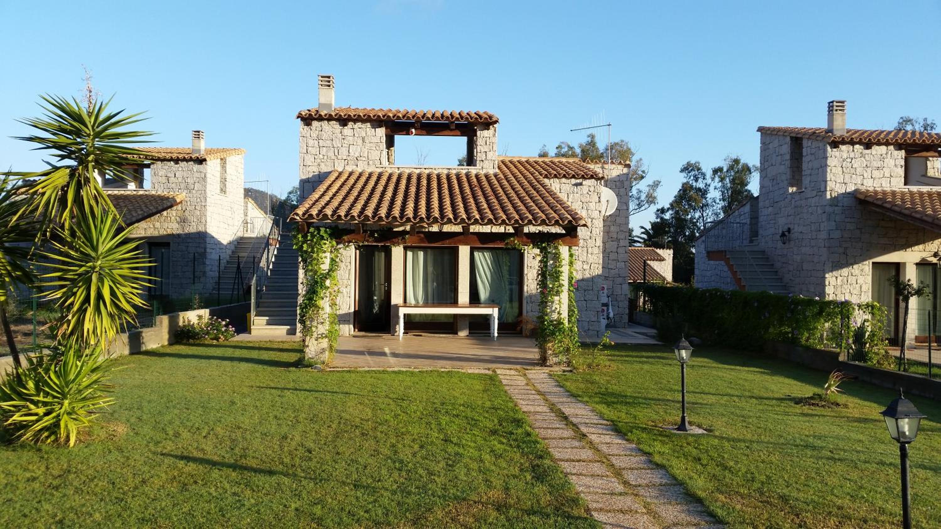 Villa Cala Sinzias photo 1