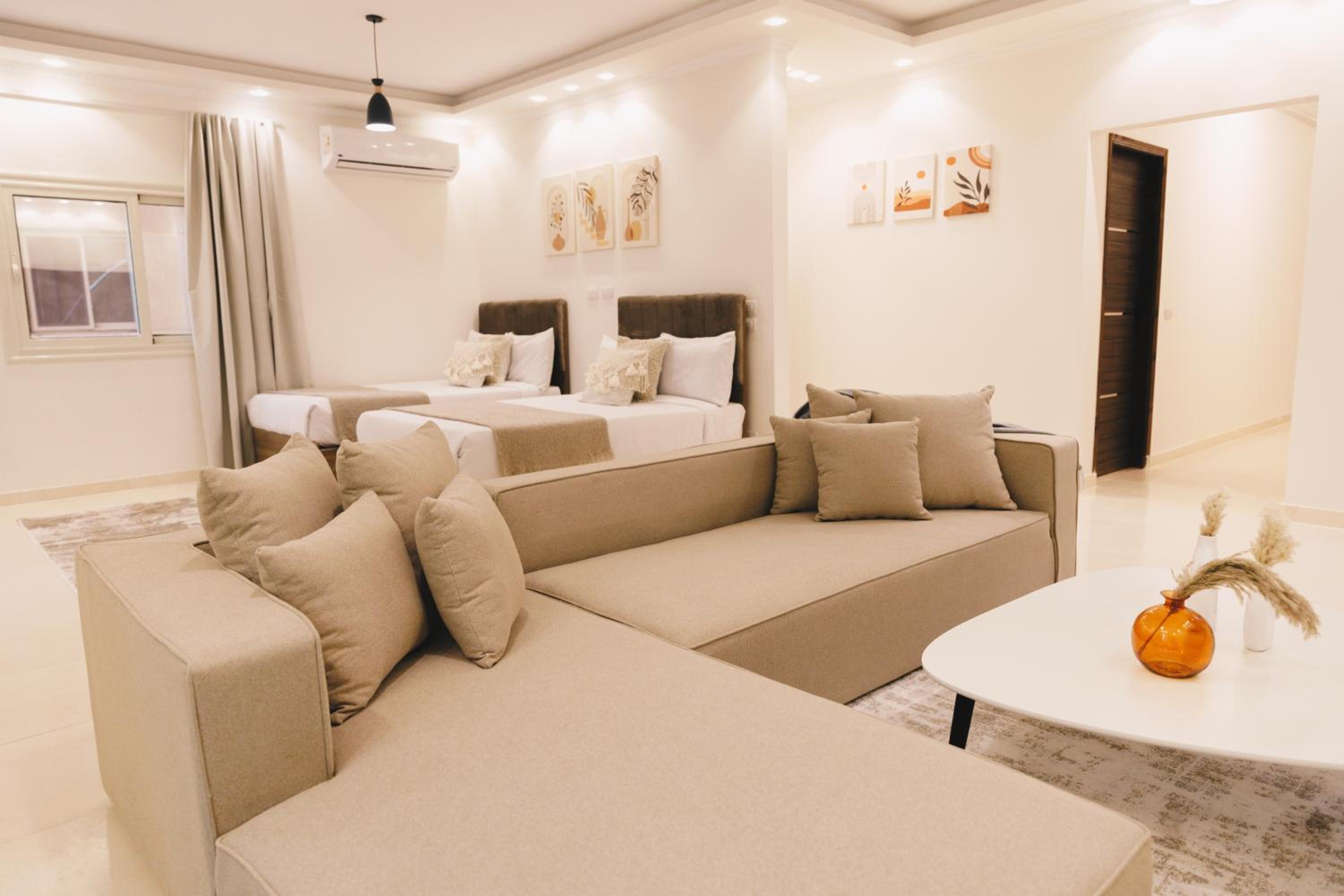VIOLA by Elegant Hospitality - near Waterway Mall