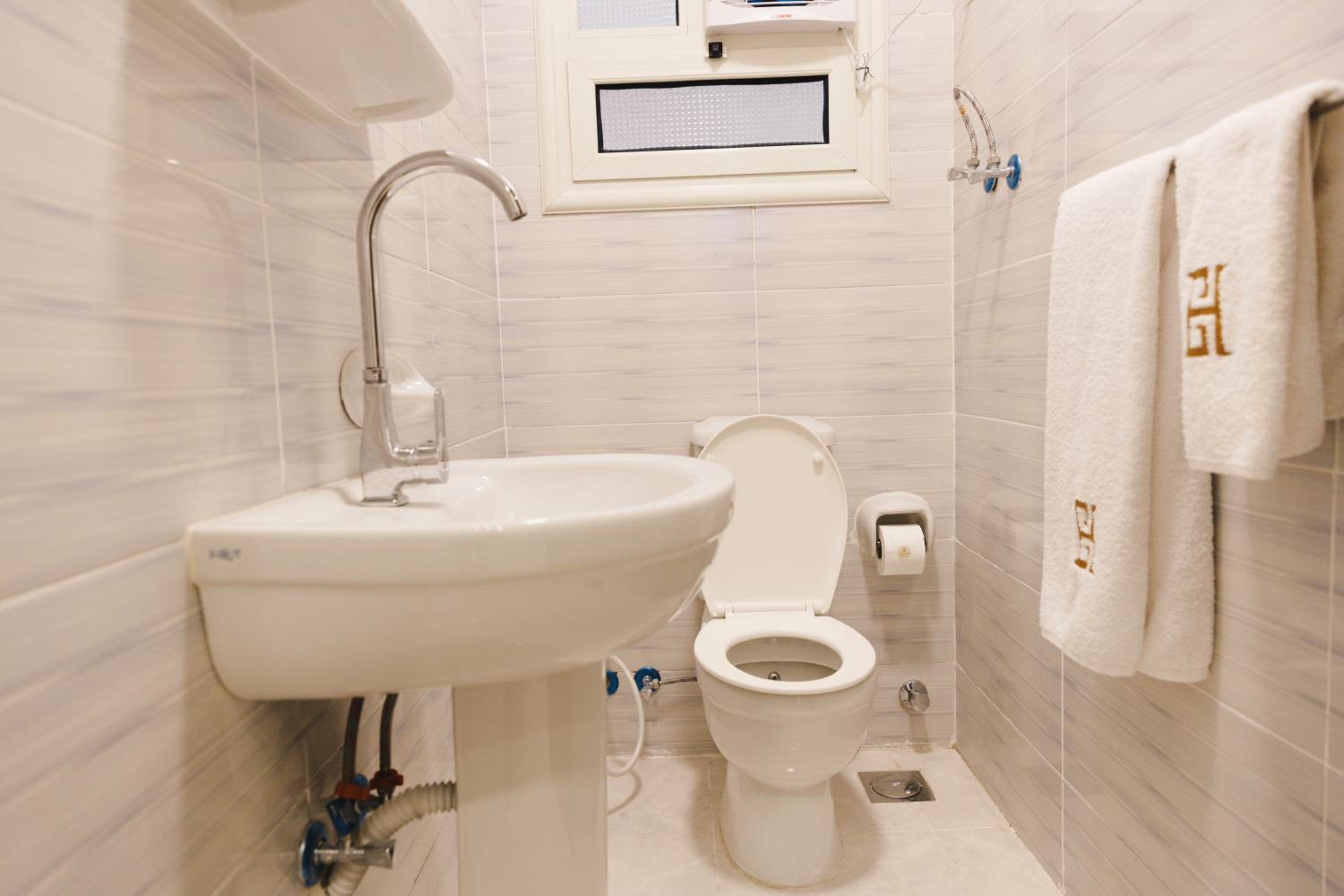 VIOLA by Elegant Hospitality - near Waterway Mall