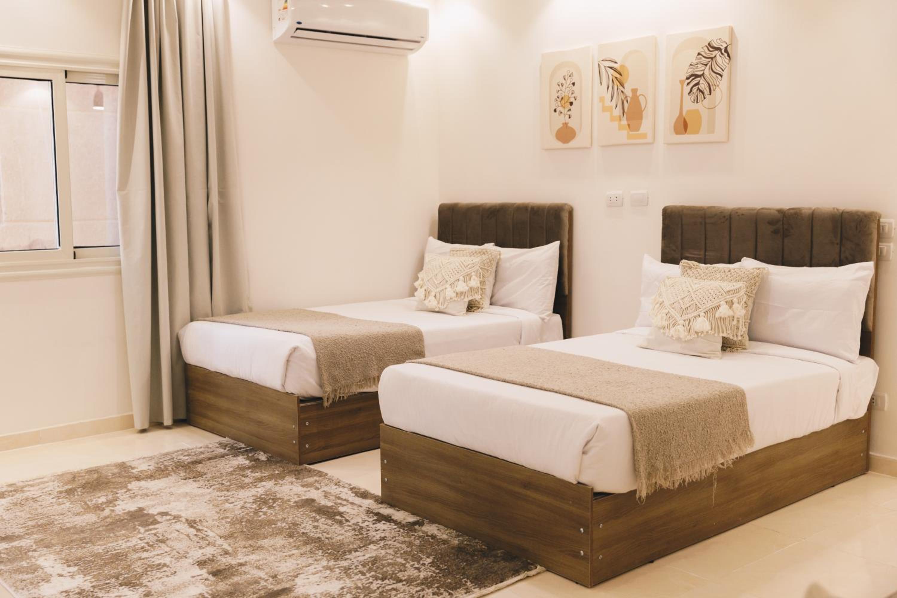 VIOLA by Elegant Hospitality - near Waterway Mall