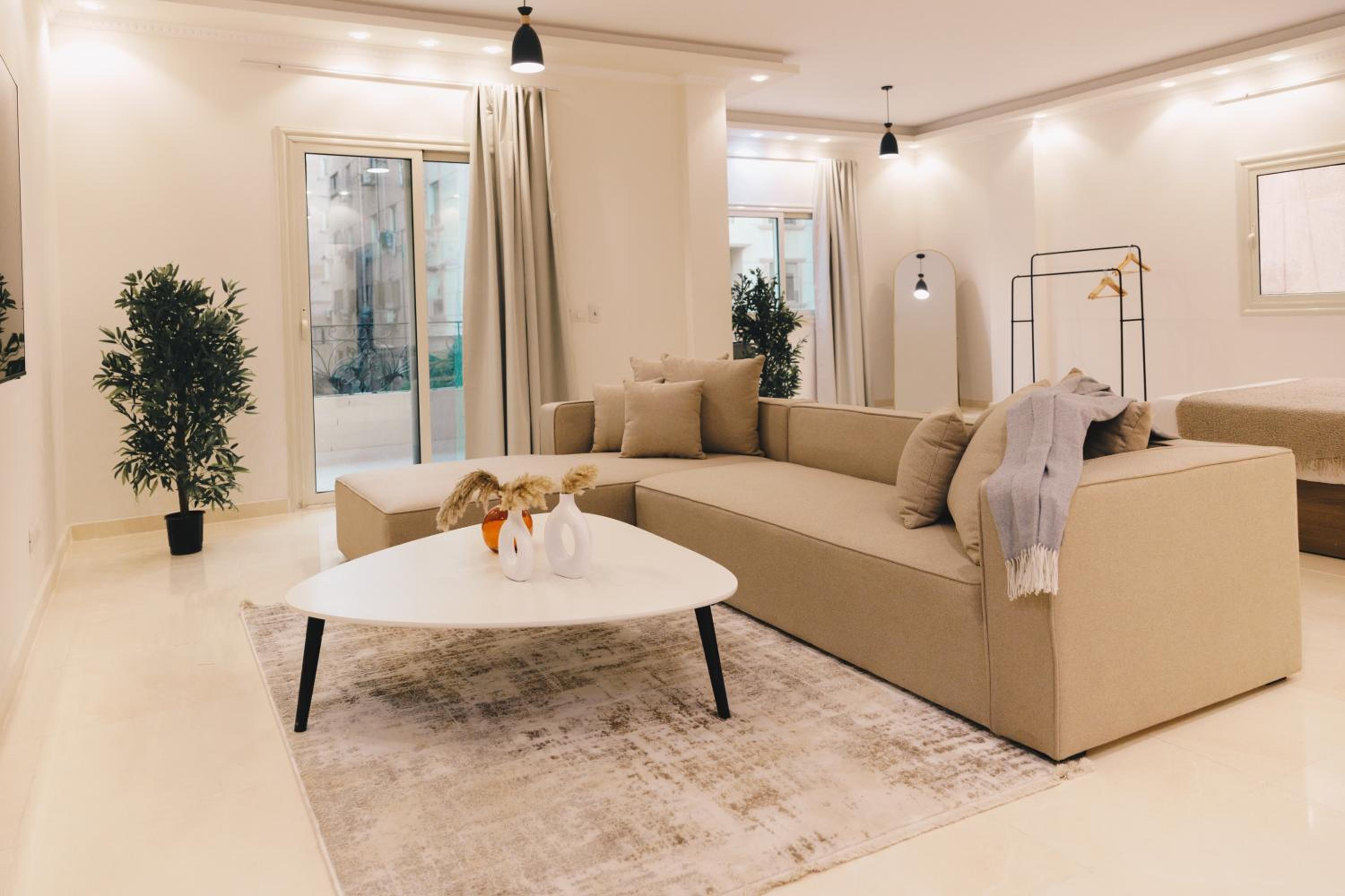 VIOLA by Elegant Hospitality - near Waterway Mall