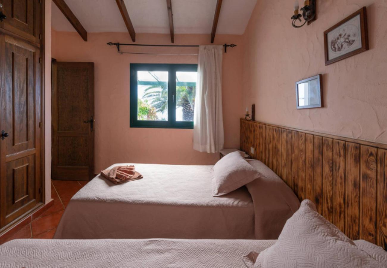 Hermosa Casa Rural con espectaculares vistas y BBQ