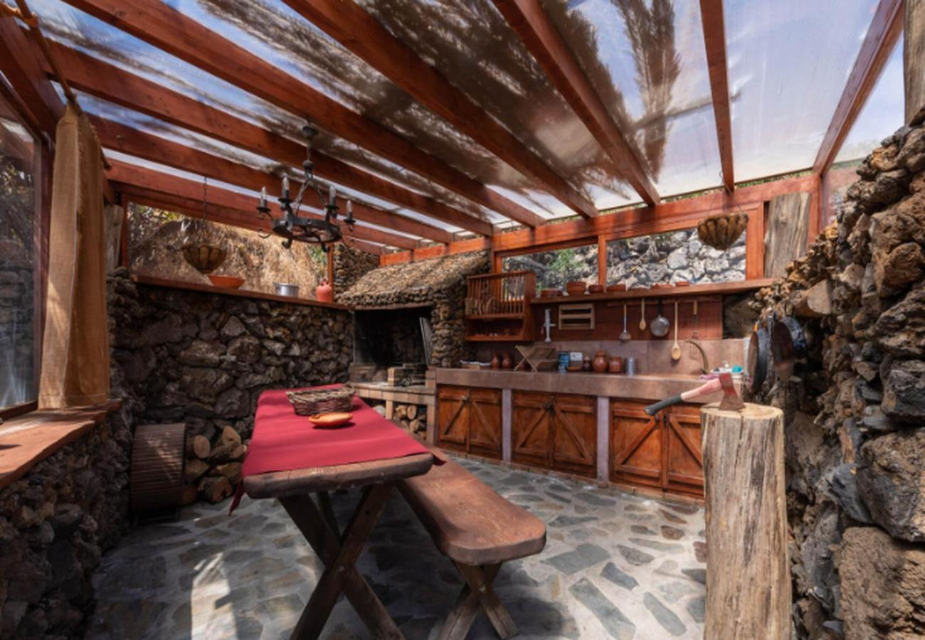 Hermosa Casa Rural con espectaculares vistas y BBQ
