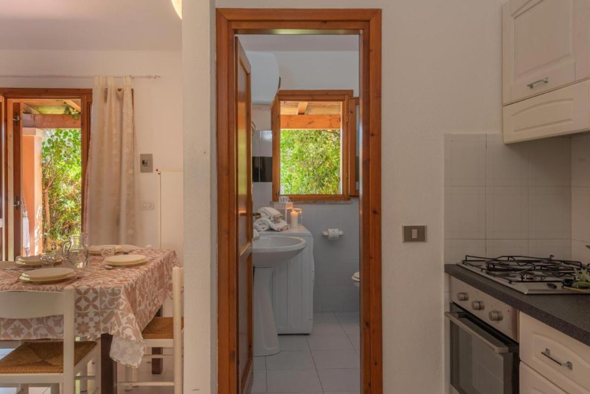 Outstanding Residenze Gallura 2 Bedroom sleeps plus Child num 0596 view 2