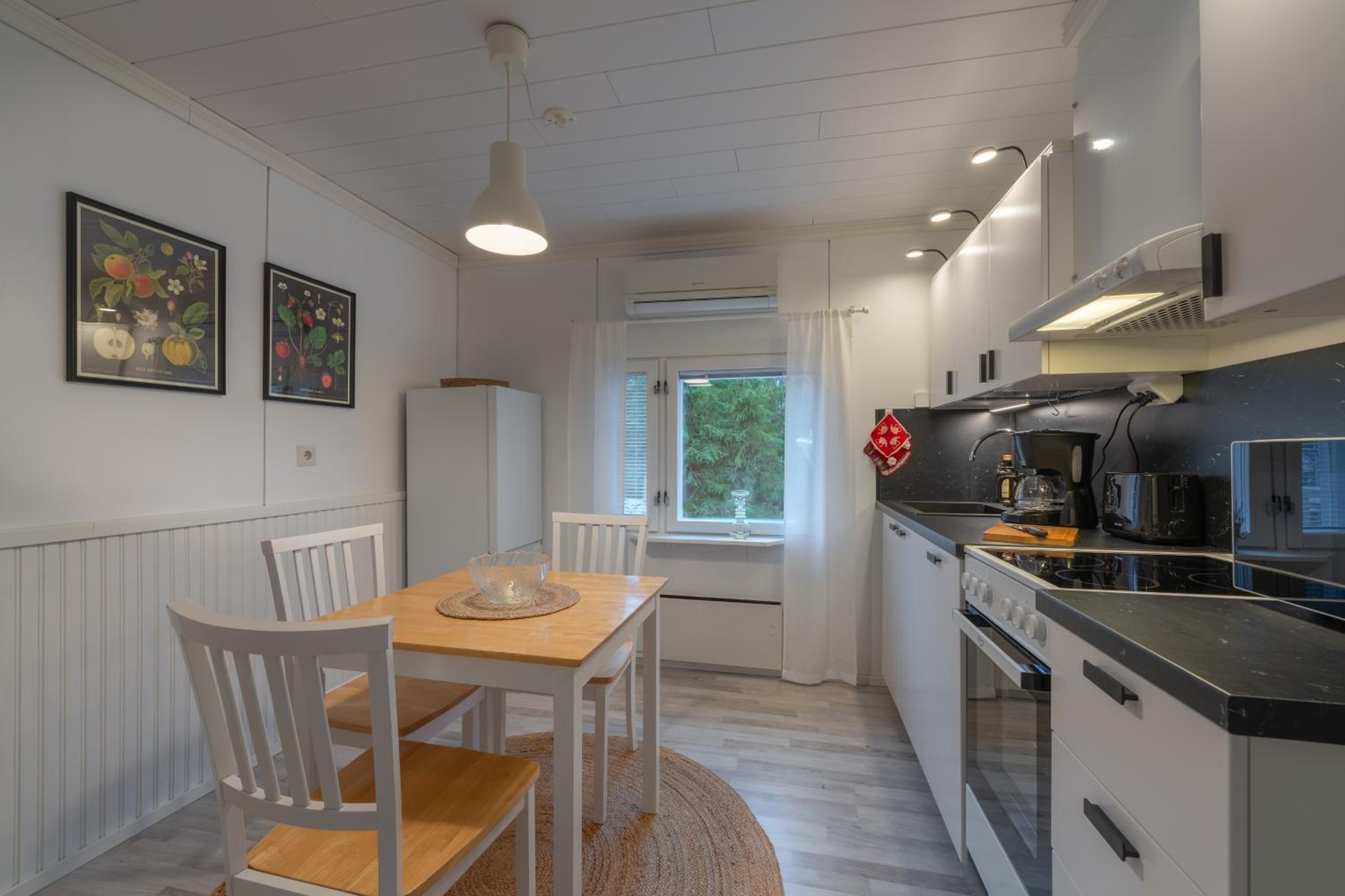 Riverhouse studio