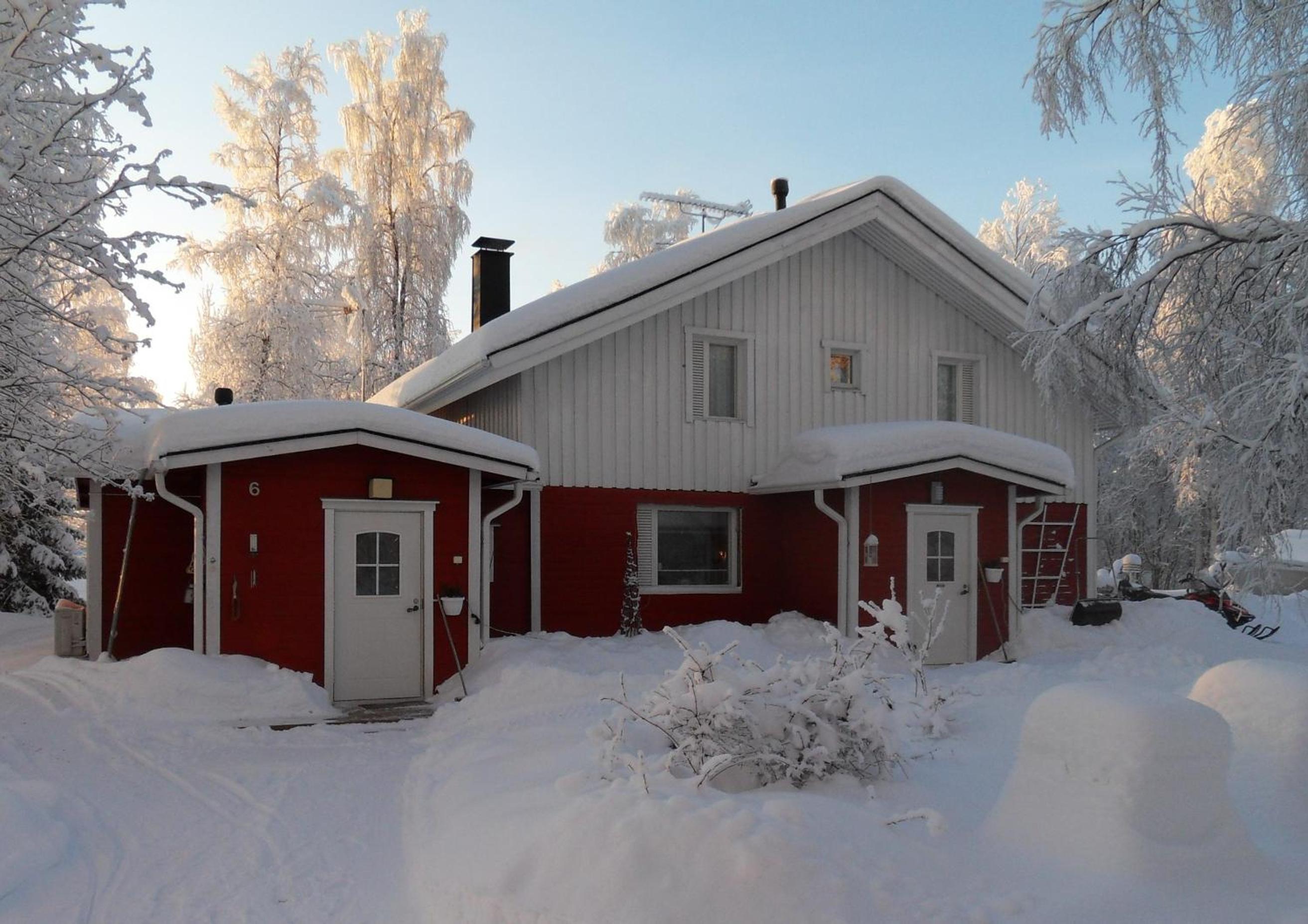 Riverhouse studio