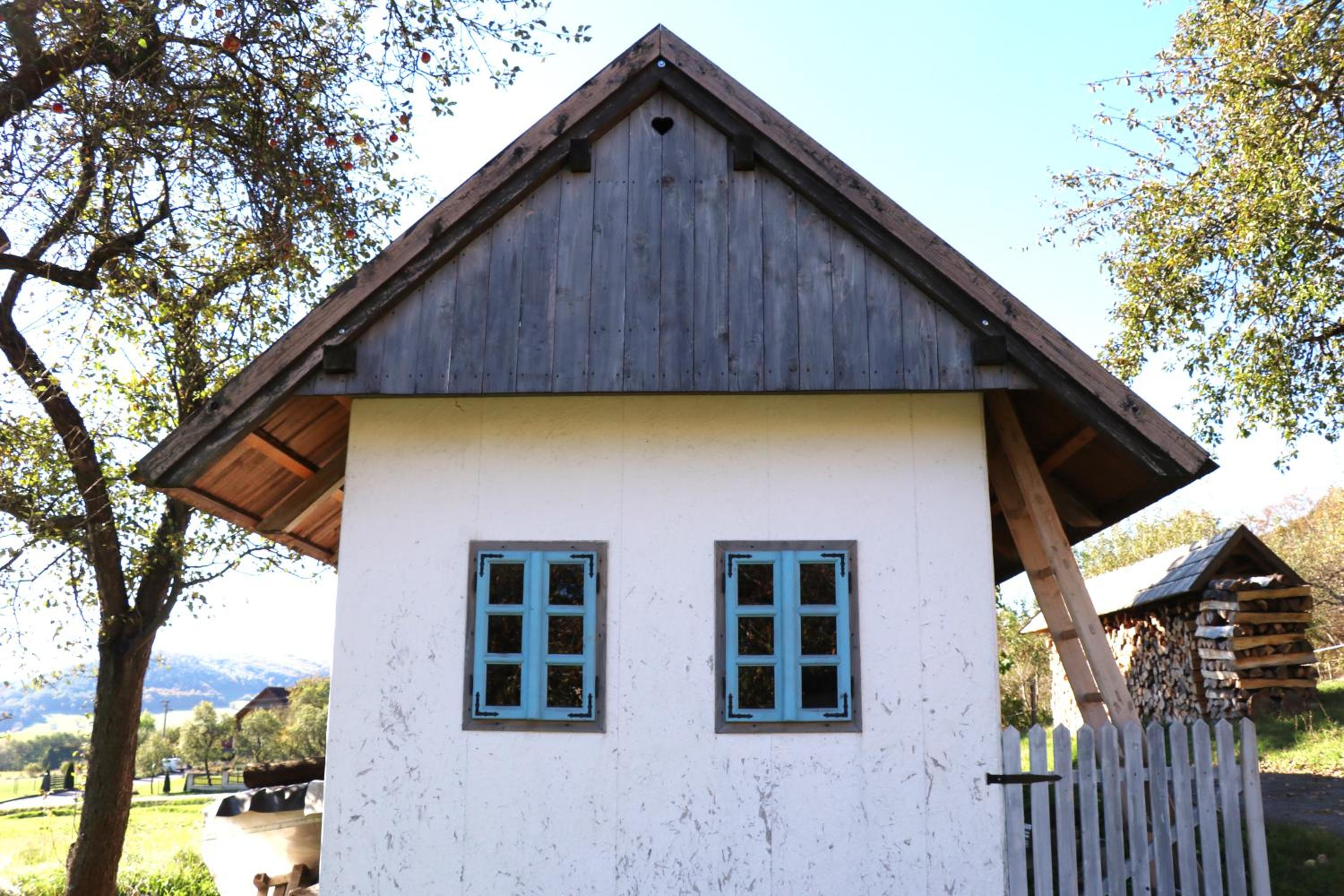 Cifrovaná drevenička