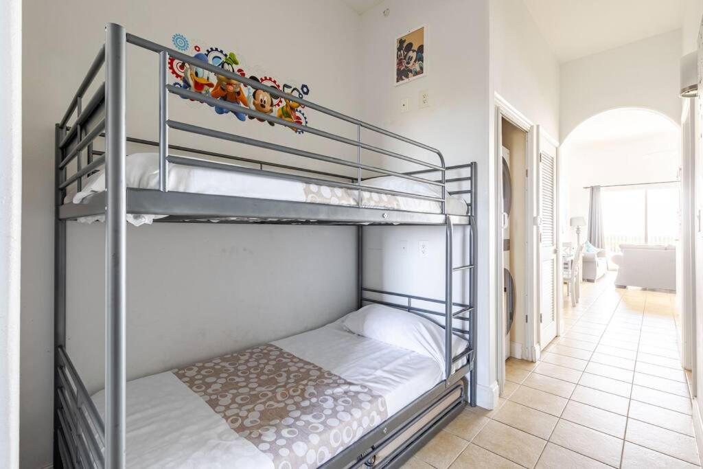 Lakefront Disney Dream Condo