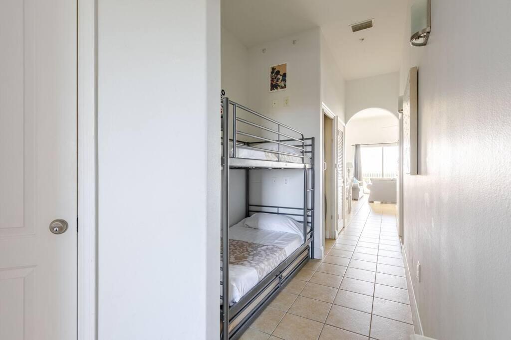 Lakefront Disney Dream Condo