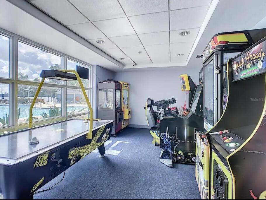 Lakefront Disney Dream Condo