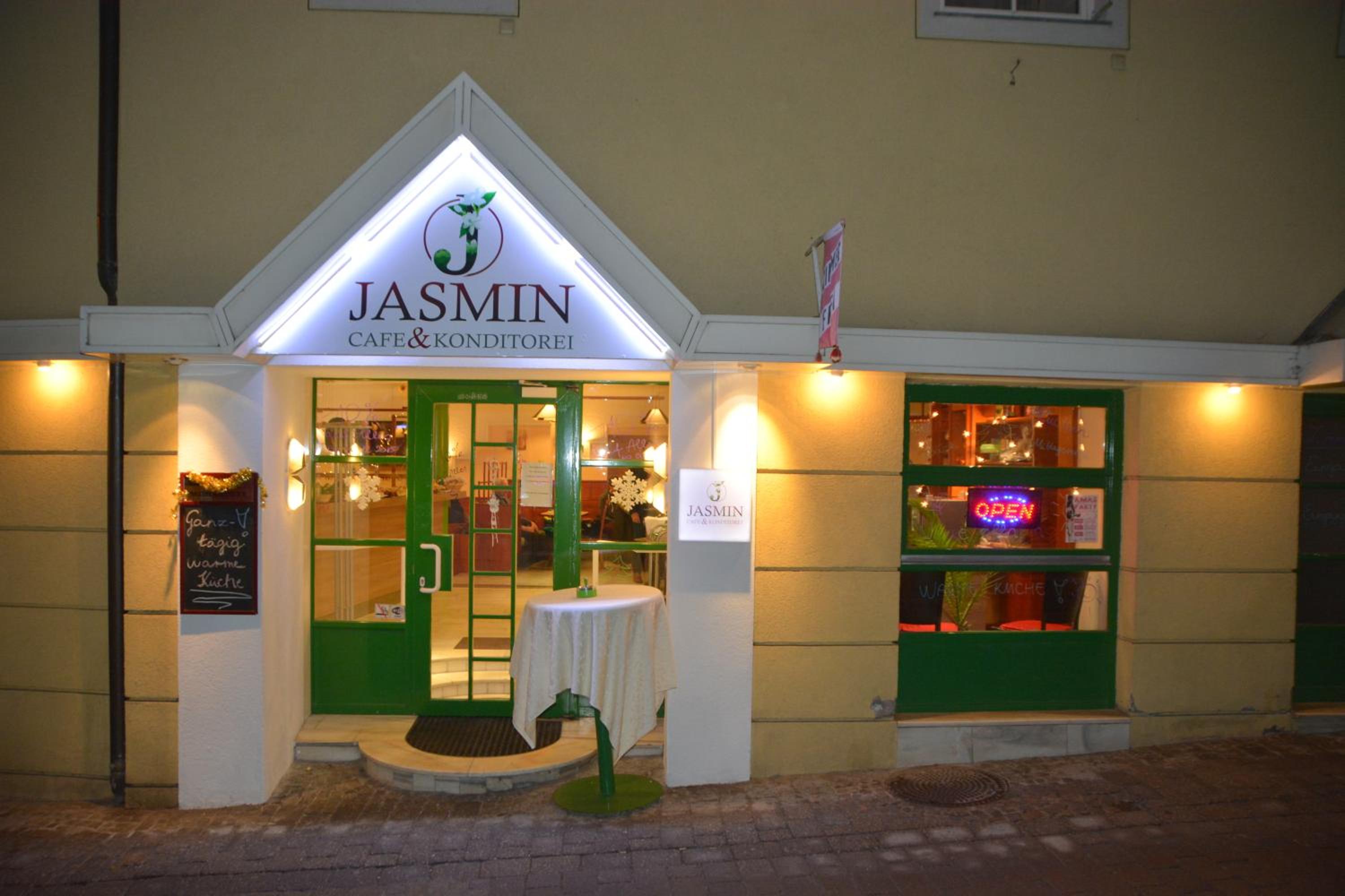 Jasmin Pension Central Location Shared Kitchen Pet Friendly