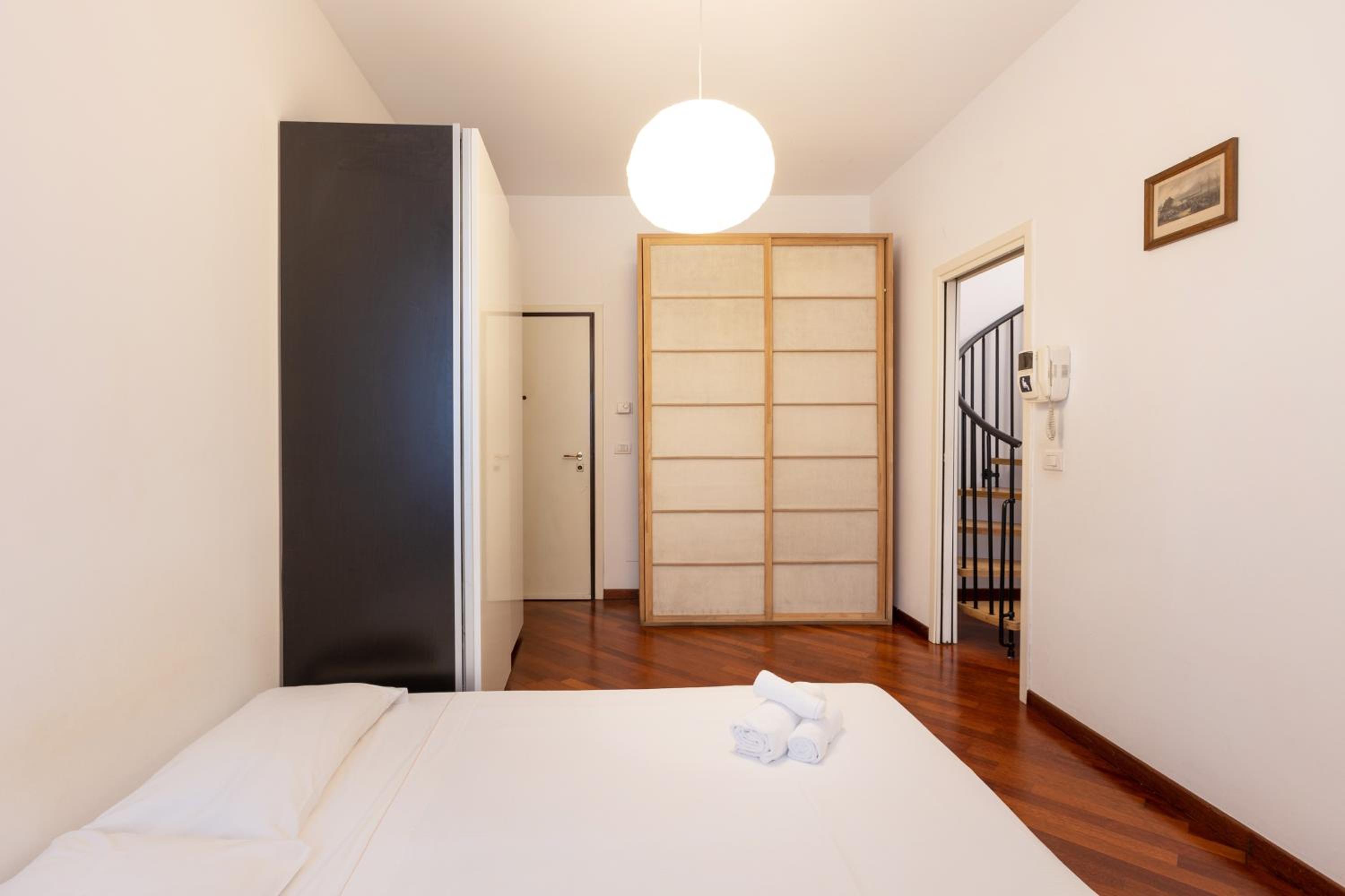 Splendid one bedroom 2 level Duomo - Mirable PM