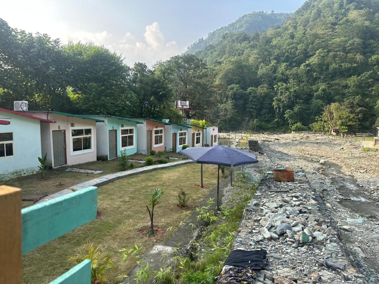 Silver River Resort view 2