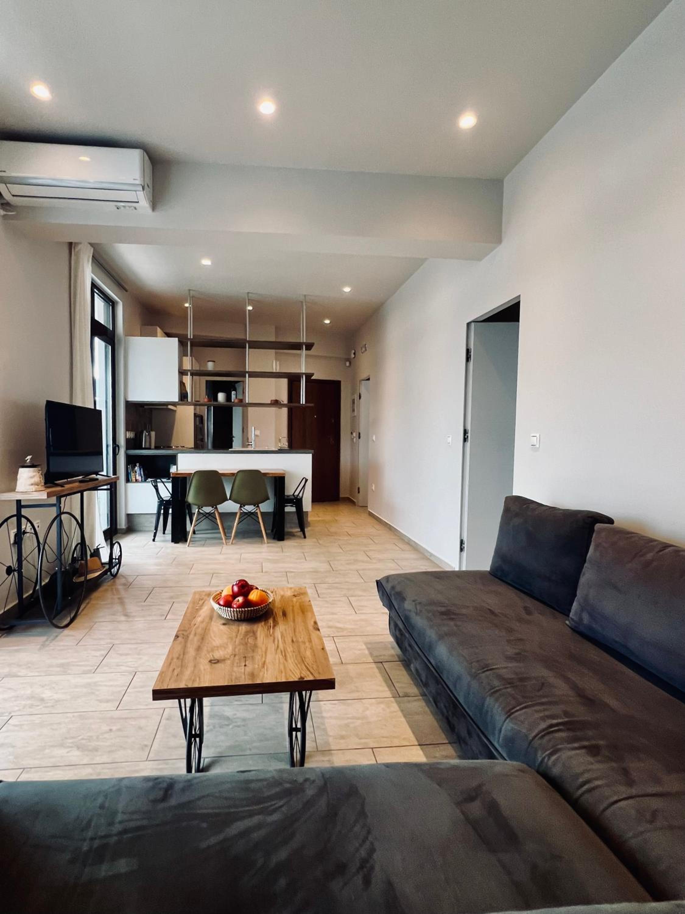 Penthouse with Terrace and Acropolis View - Themelio Suites