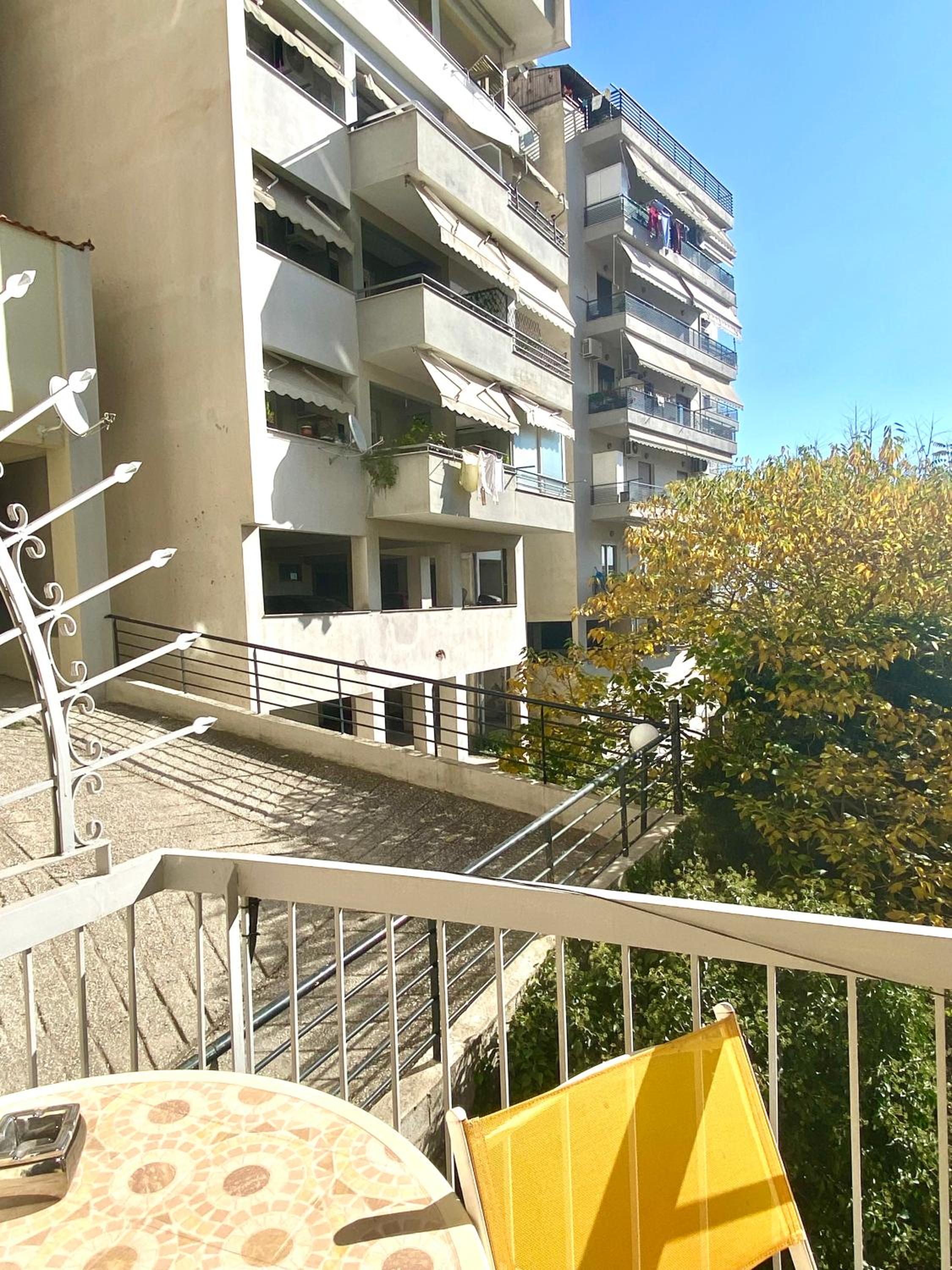 Vakhos House