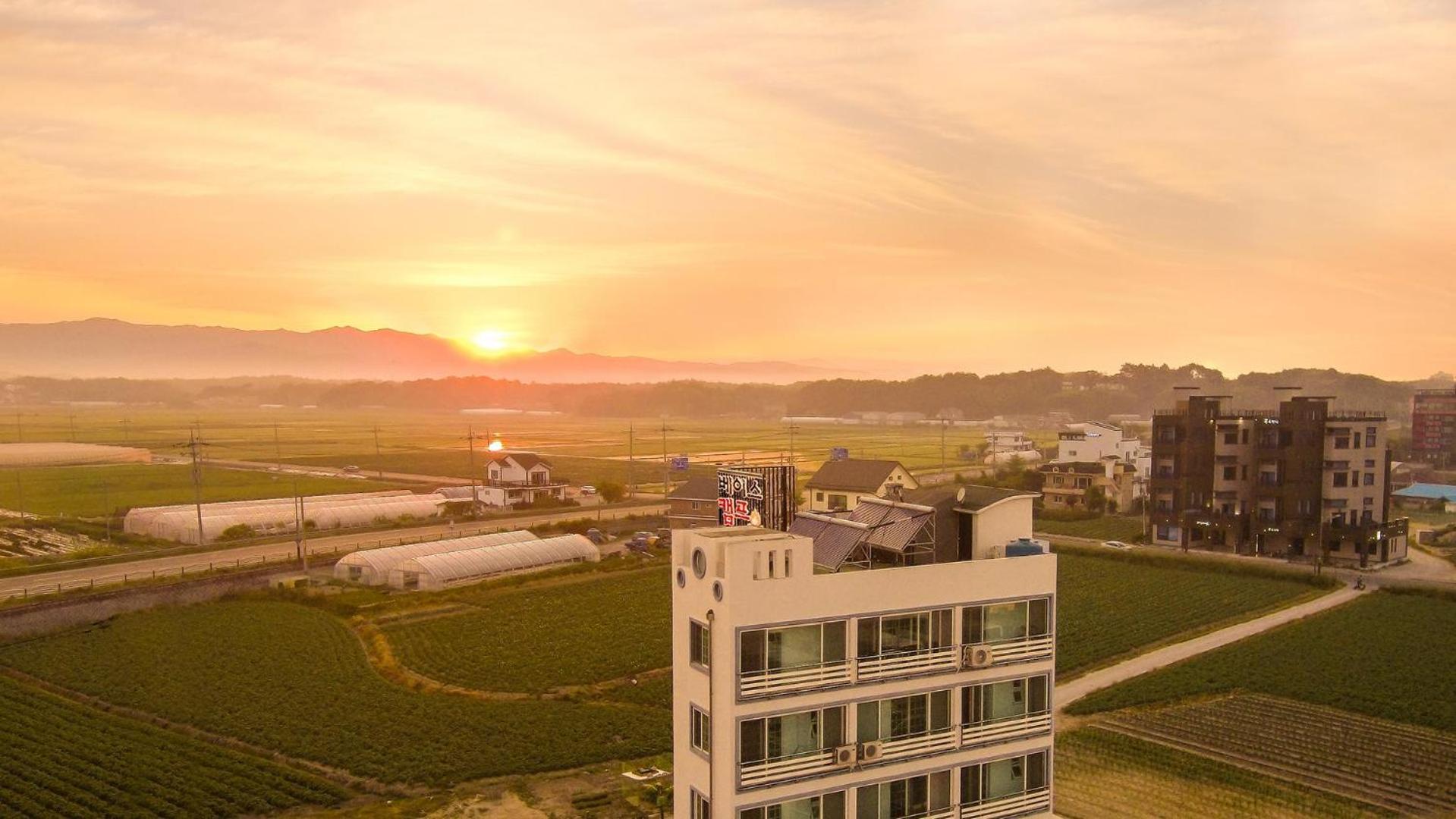Gangneung Basecamp Pension view 2