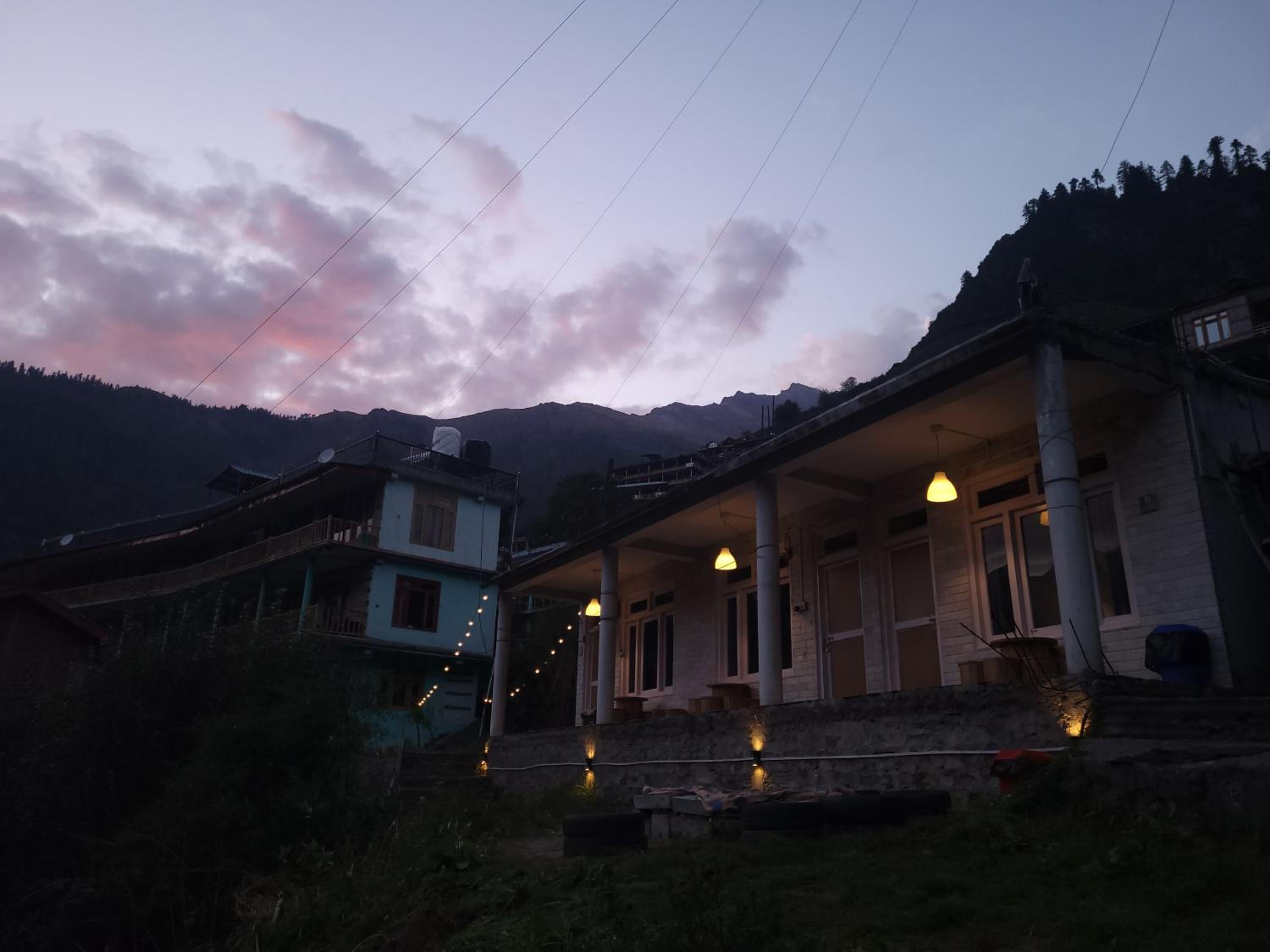 Fullmoon homestay
